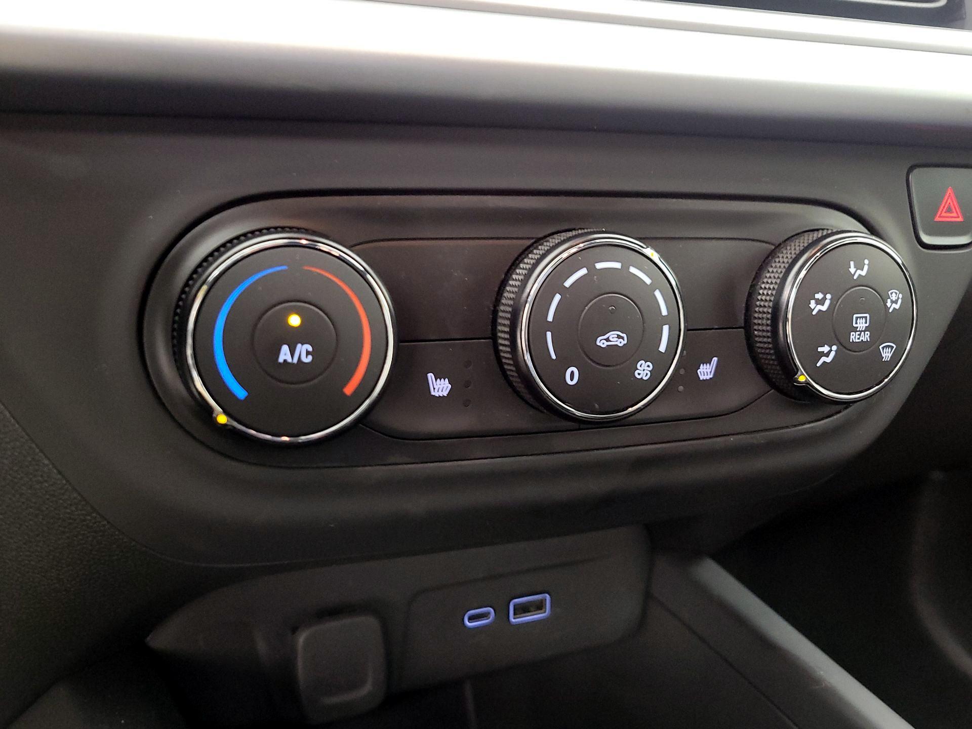 Thumbnail: 2025 Chevrolet Trax - 16