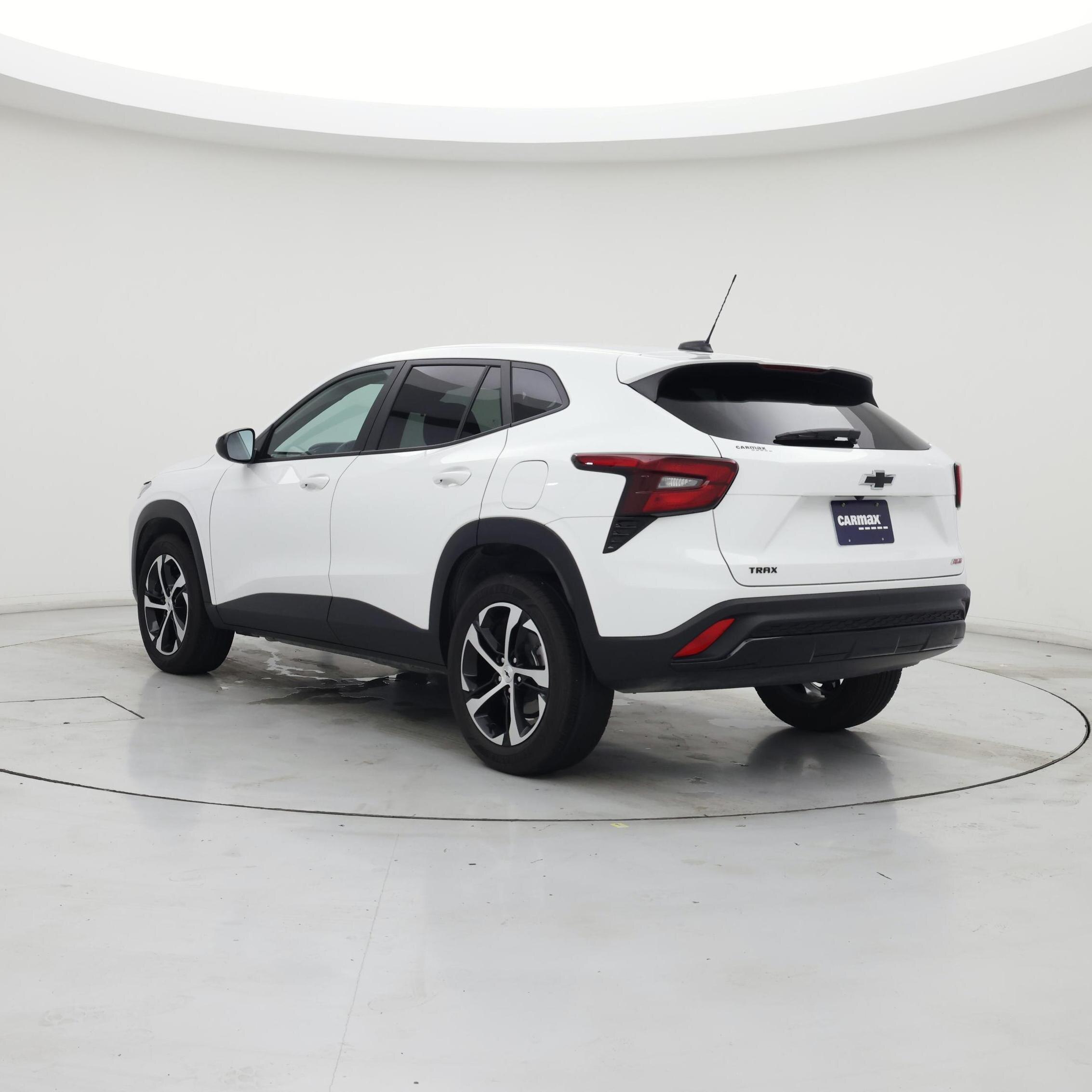 Thumbnail: 2025 Chevrolet Trax - 2