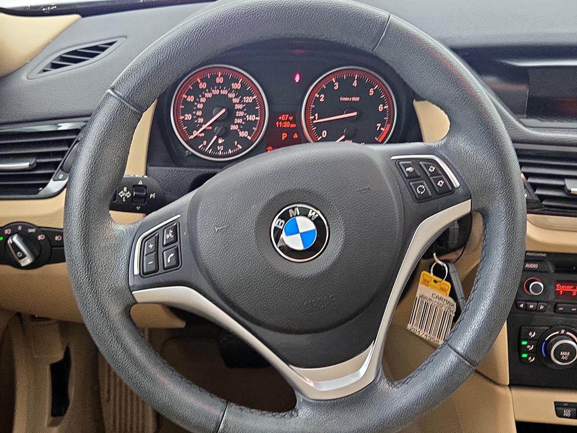 Thumbnail: 2015 BMW X1 - 10