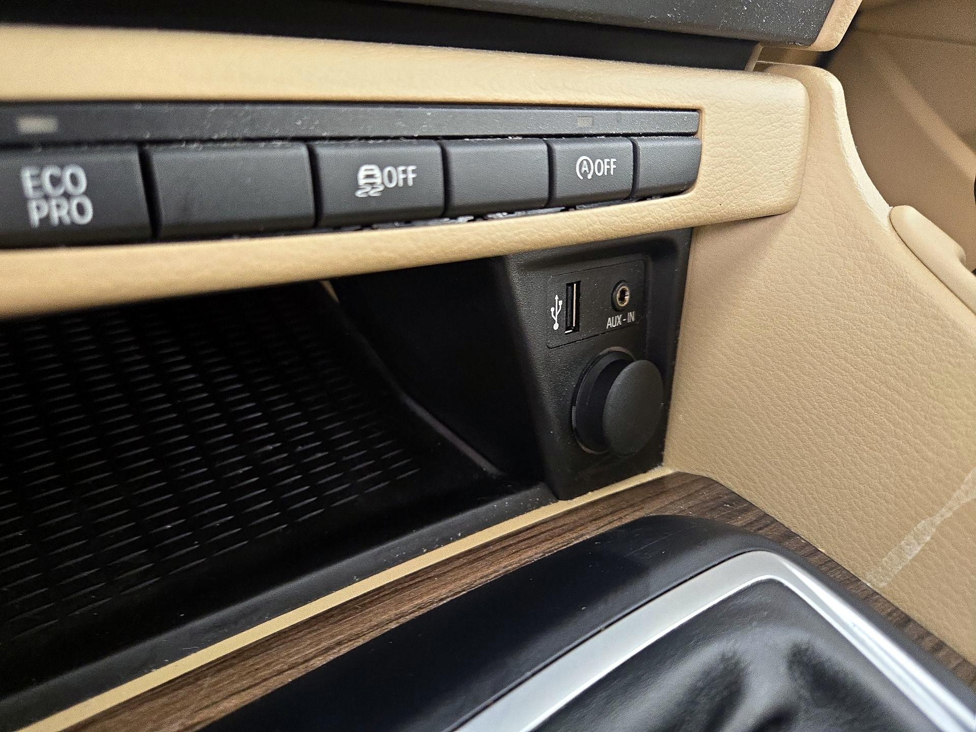 Thumbnail: 2015 BMW X1 - 17