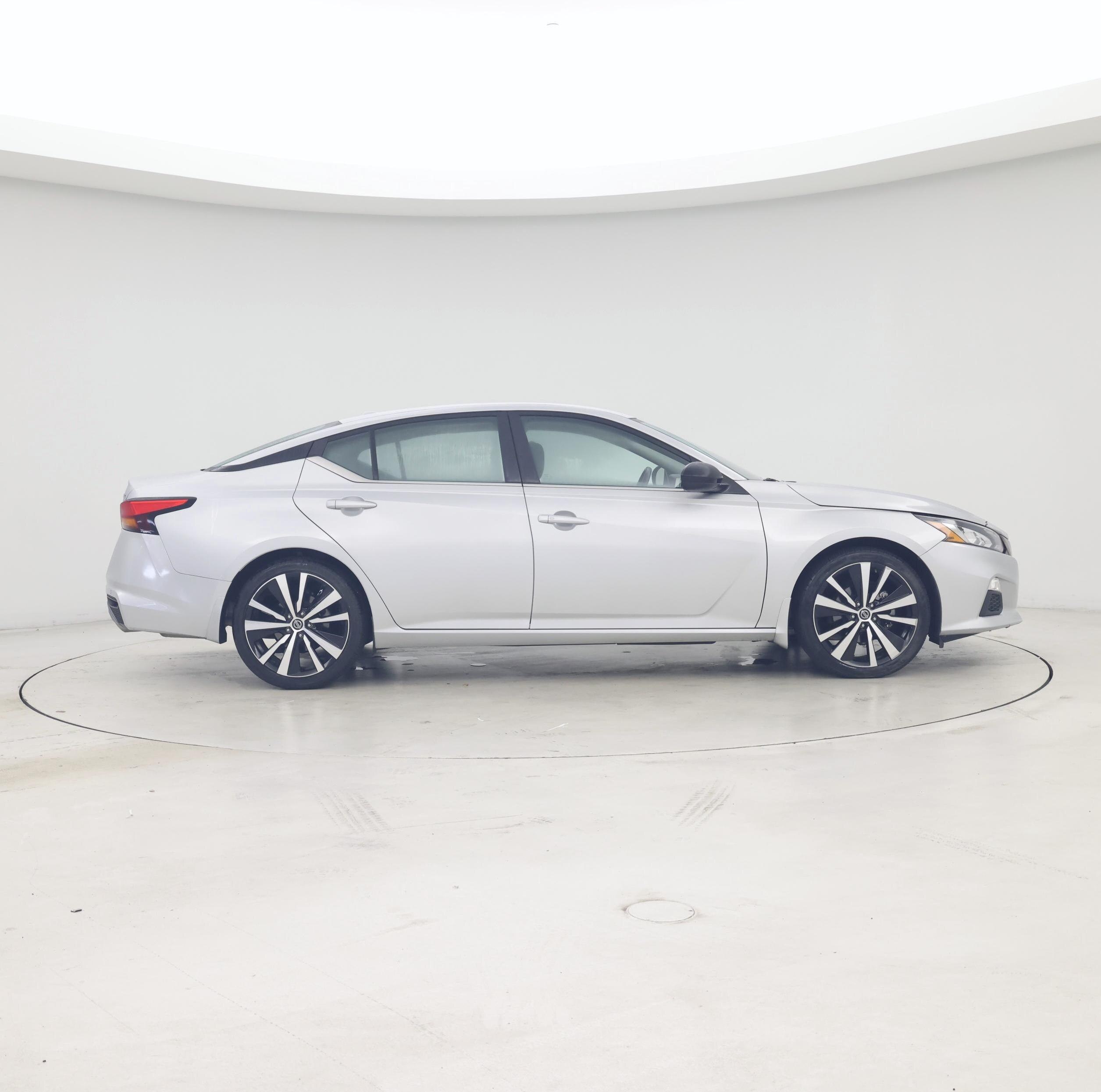 Thumbnail: 2022 Nissan Altima - 7