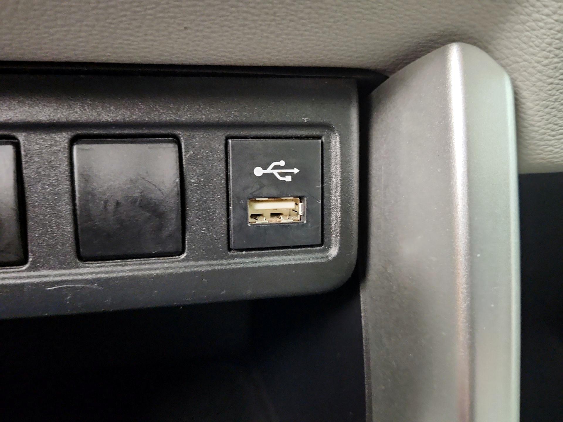 Thumbnail: 2022 Toyota Corolla Cross - 18