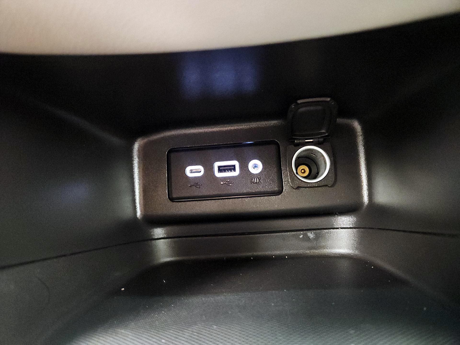 Thumbnail: 2023 Chevrolet Equinox - 18