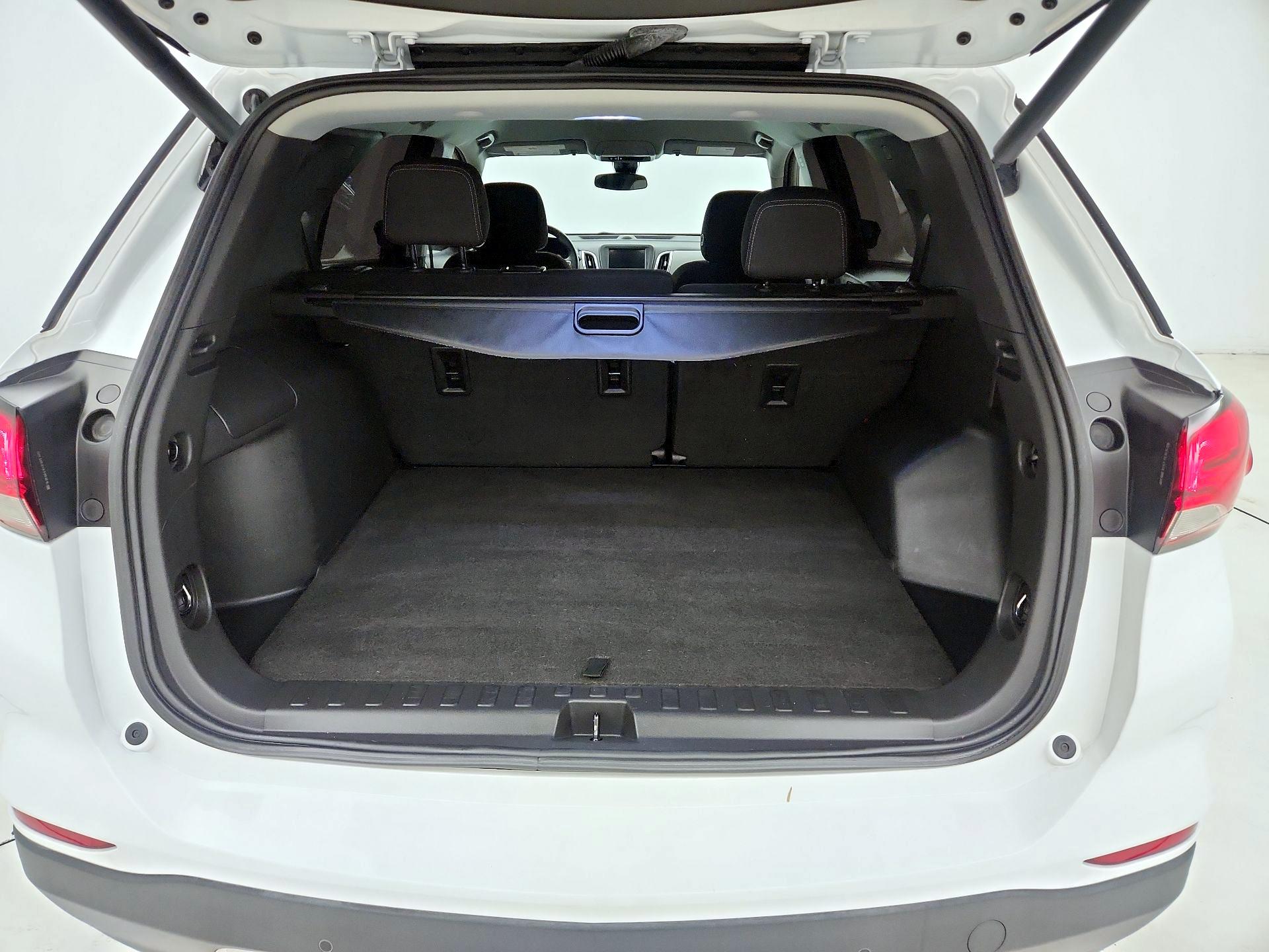 Thumbnail: 2023 Chevrolet Equinox - 20