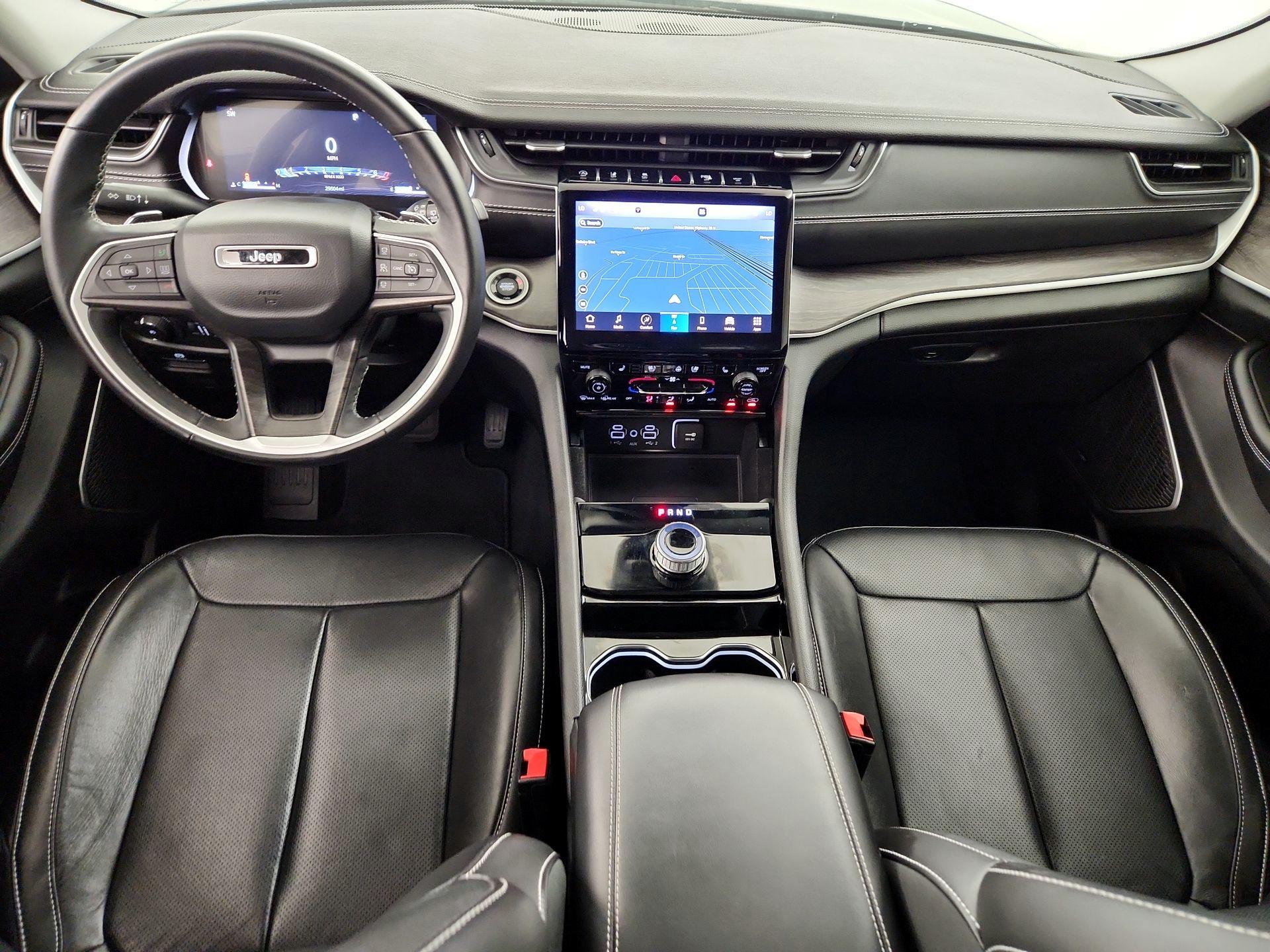 Thumbnail: 2022 Jeep Grand Cherokee - 9