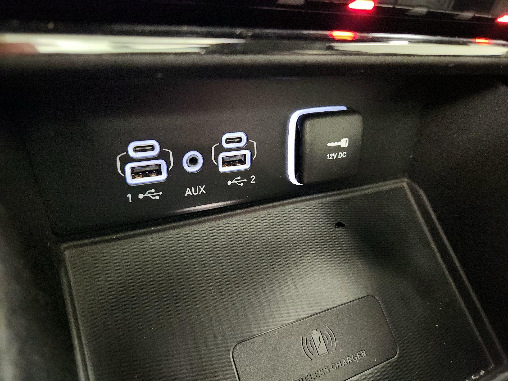 Thumbnail: 2022 Jeep Grand Cherokee - 19