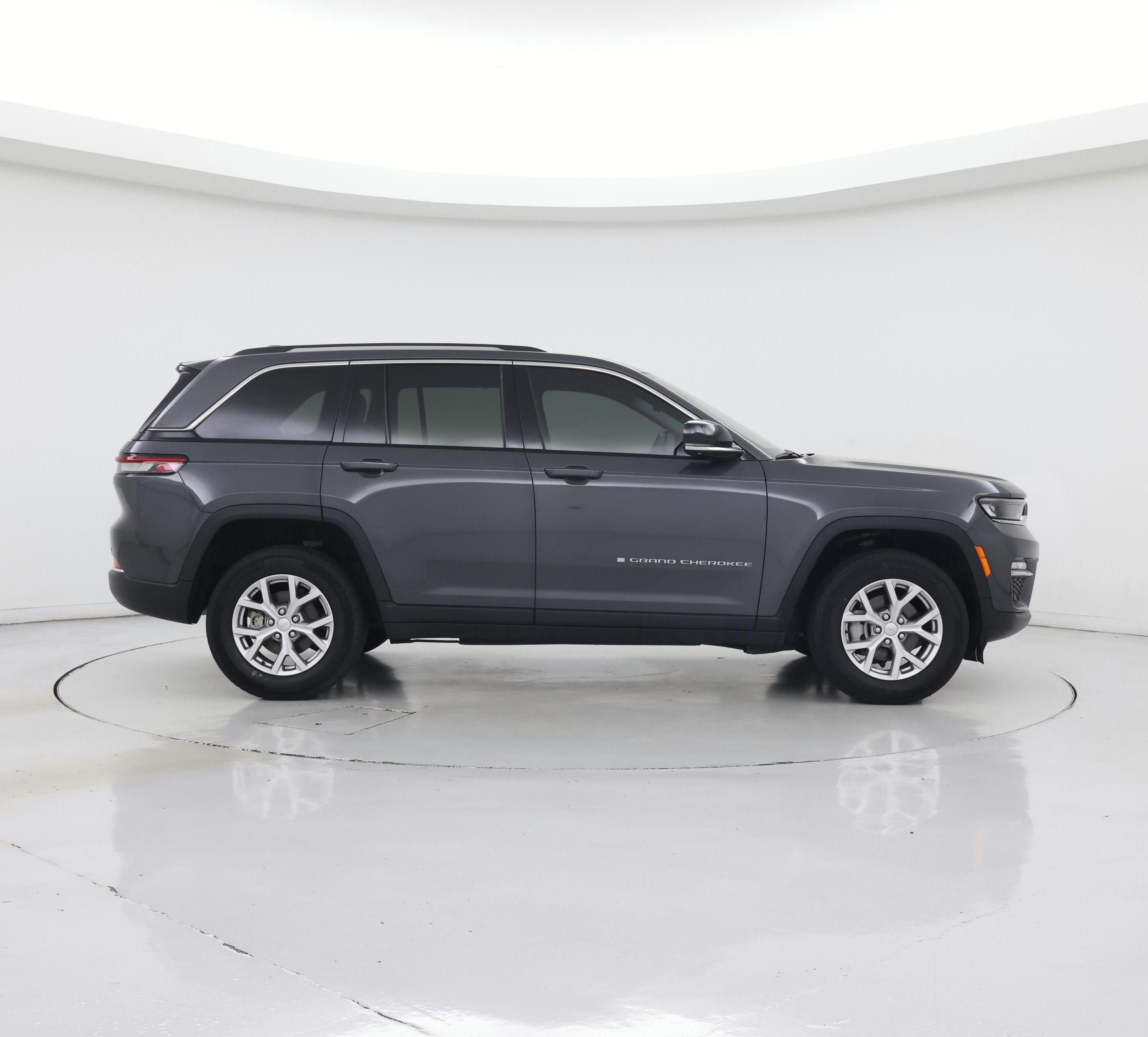 Thumbnail: 2022 Jeep Grand Cherokee - 7