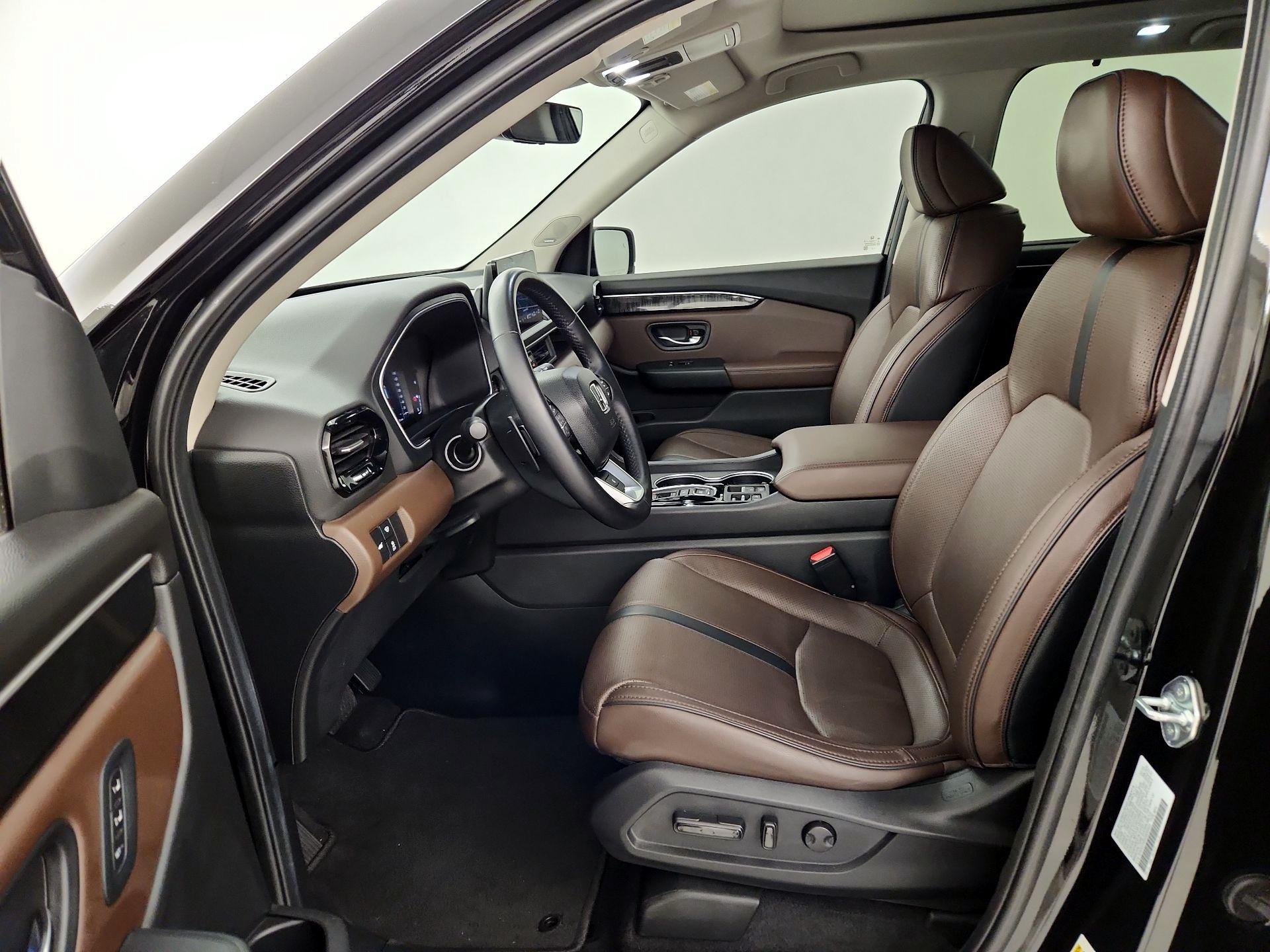 Thumbnail: 2025 Honda Pilot - 11