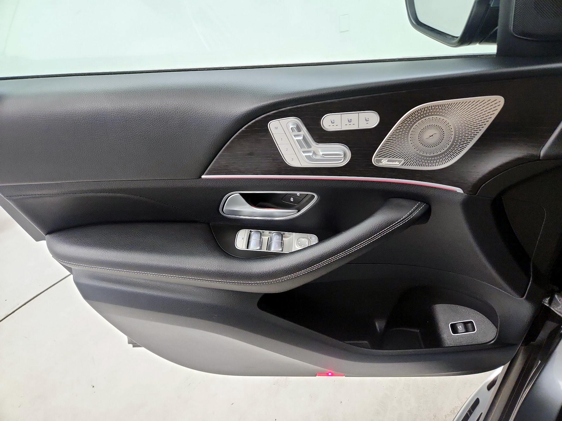 Thumbnail: 2023 Mercedes-Benz GLS - 12