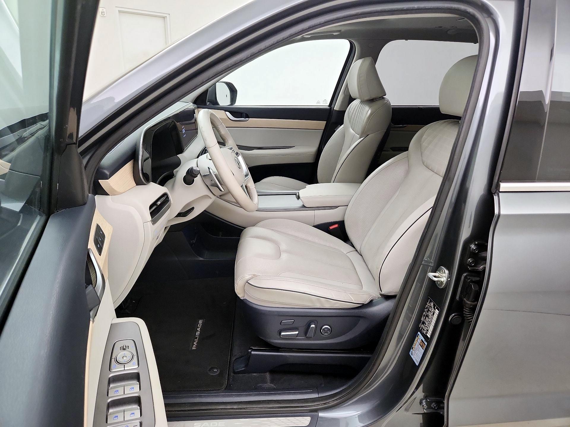 Thumbnail: 2023 Hyundai Palisade - 11