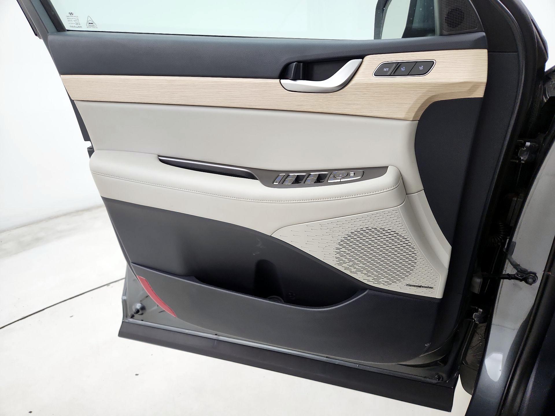 Thumbnail: 2023 Hyundai Palisade - 12