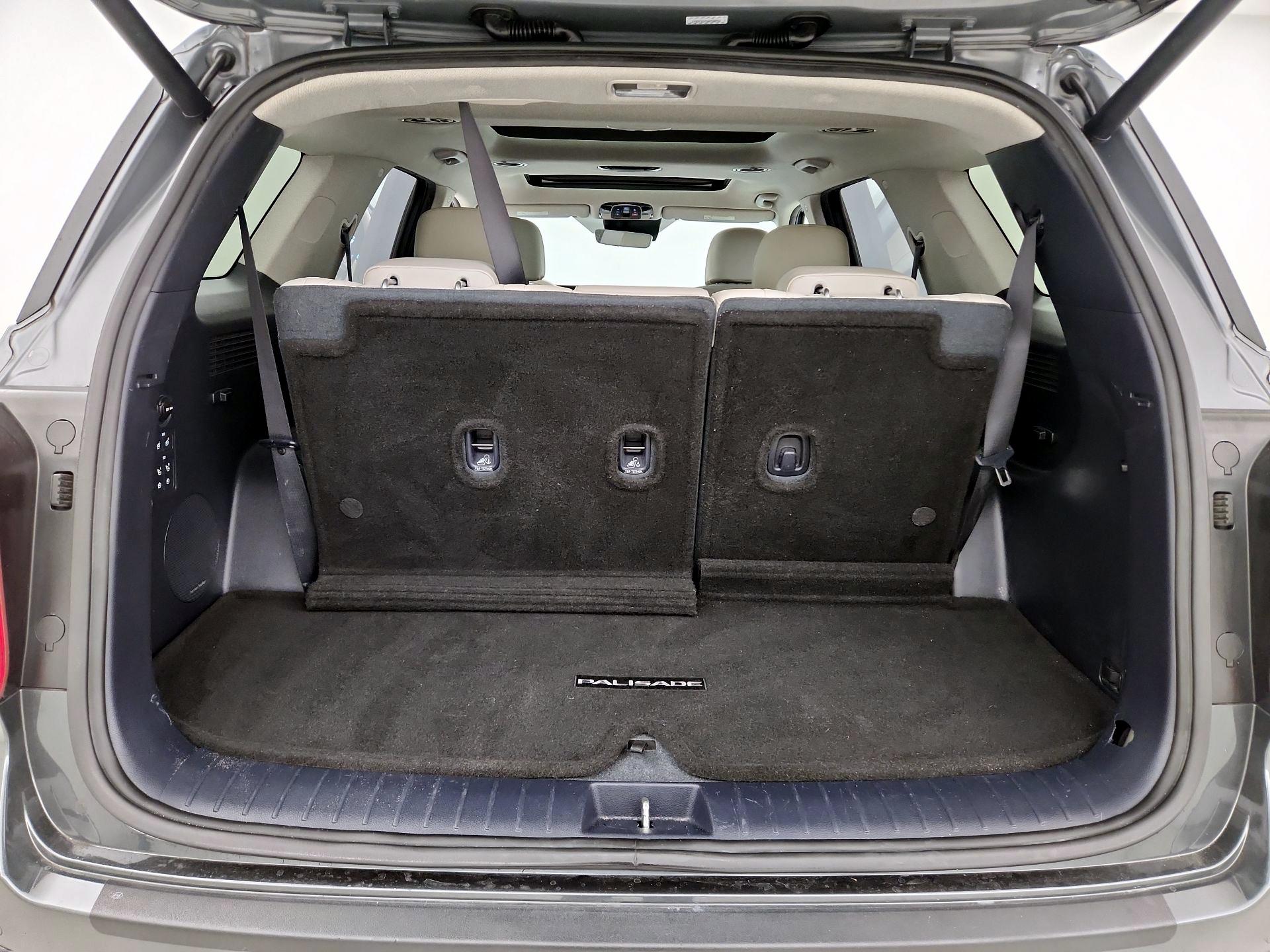 Thumbnail: 2023 Hyundai Palisade - 16