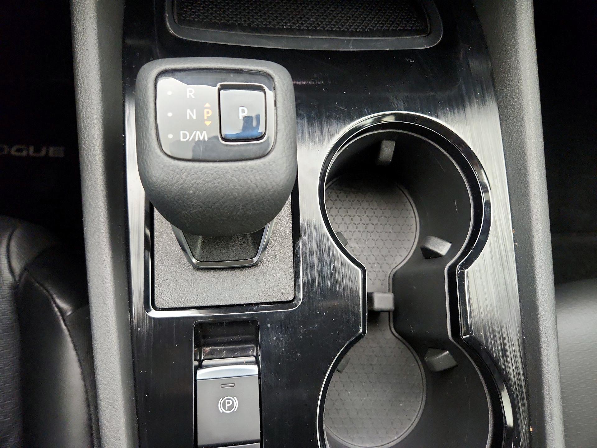 Thumbnail: 2021 Nissan Rogue - 17