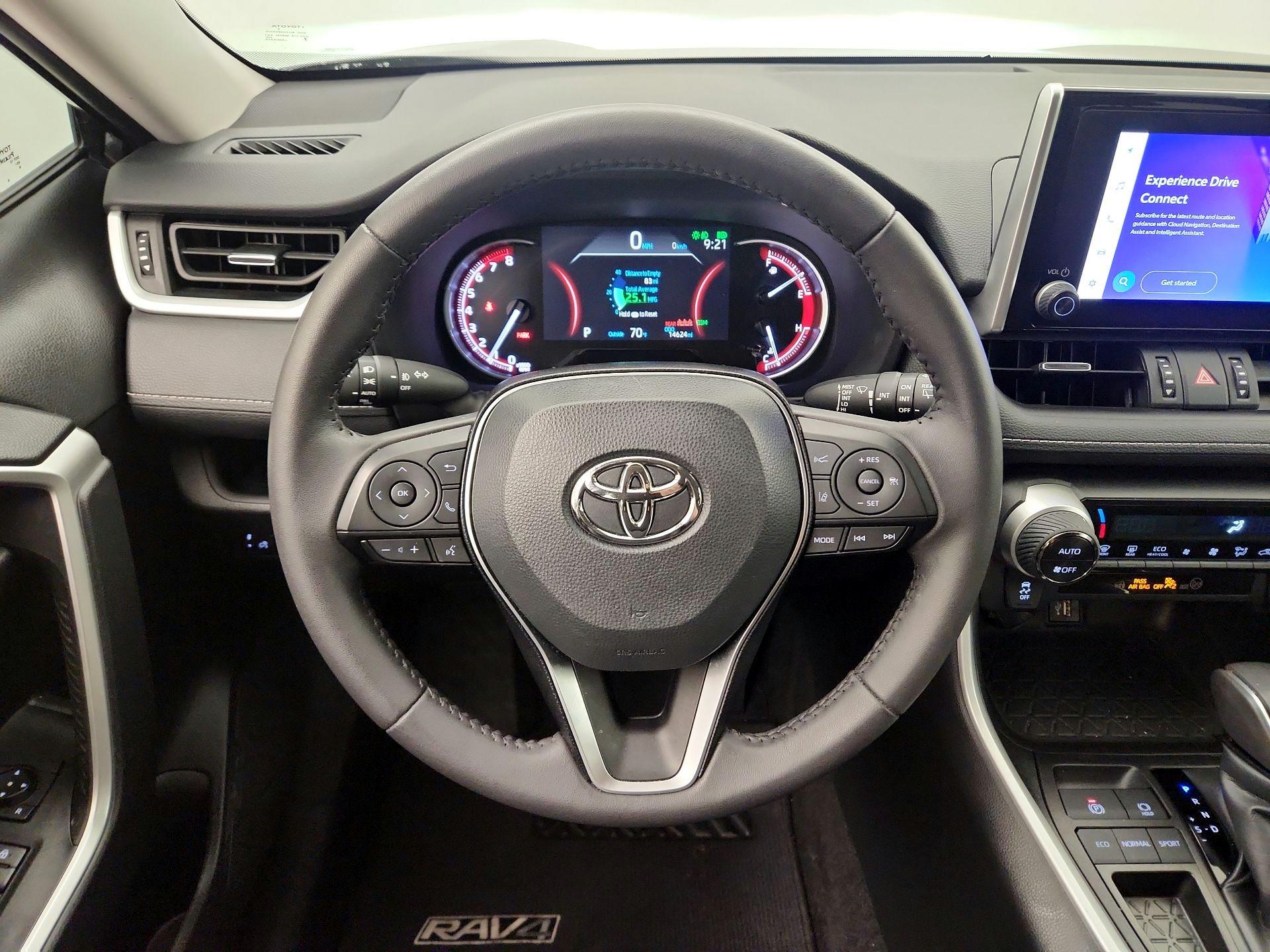 Thumbnail: 2024 Toyota RAV4 - 10