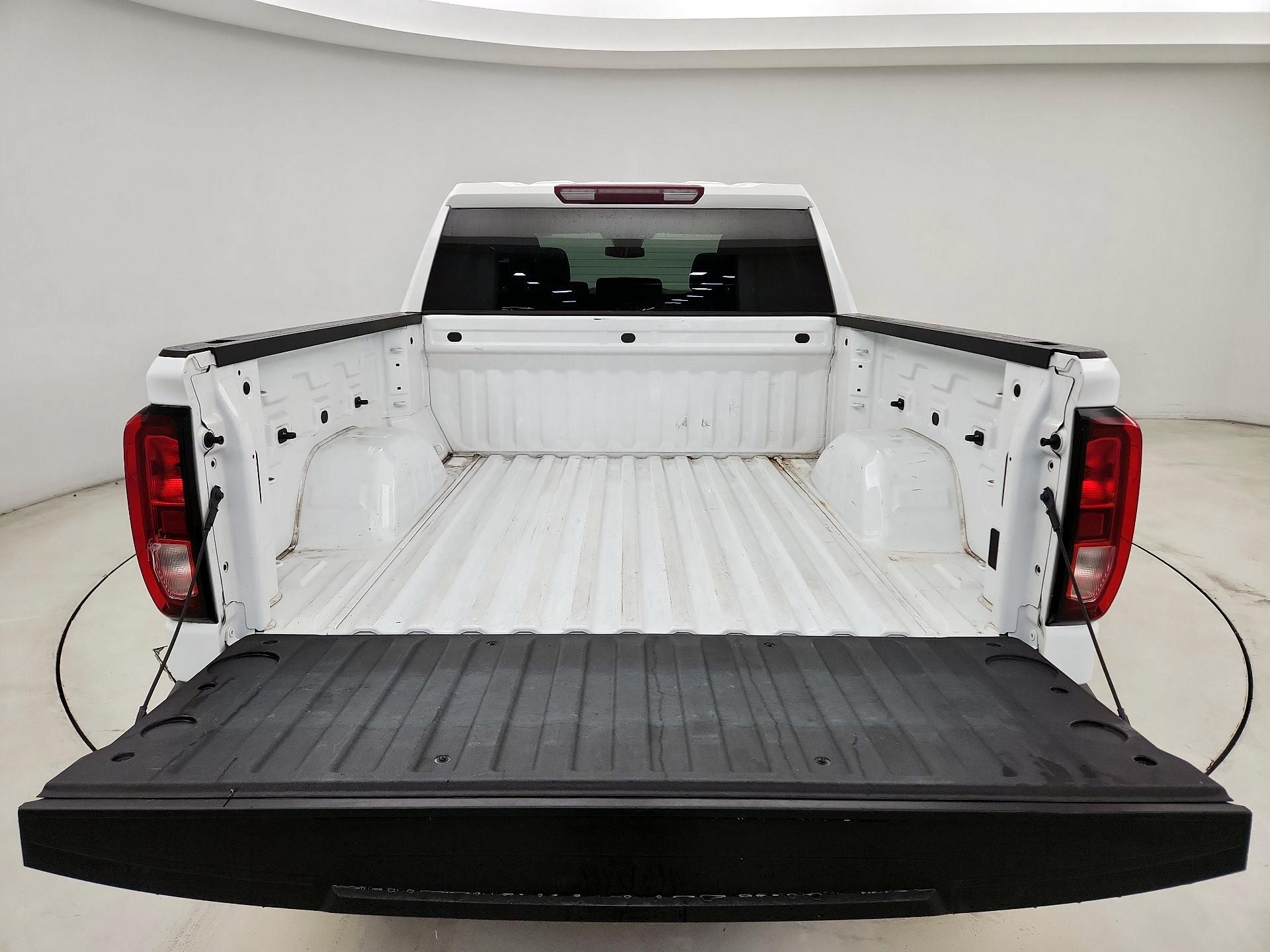 Thumbnail: 2024 GMC Sierra 1500 - 16