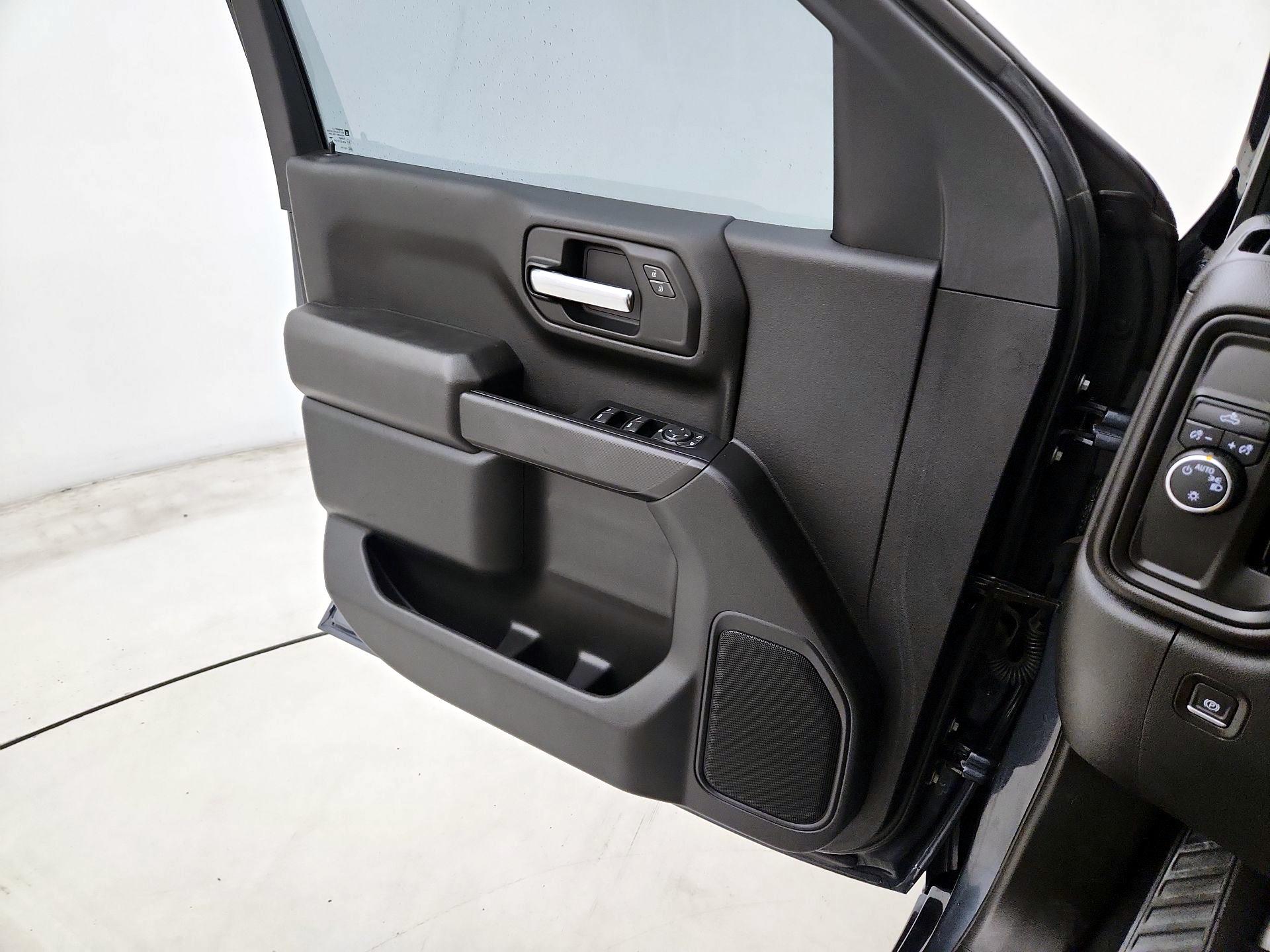 Thumbnail: 2022 Chevrolet Silverado 1500 - 12