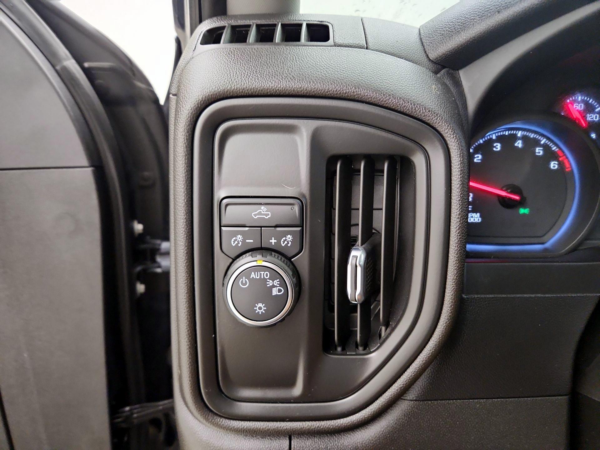 Thumbnail: 2022 Chevrolet Silverado 1500 - 13