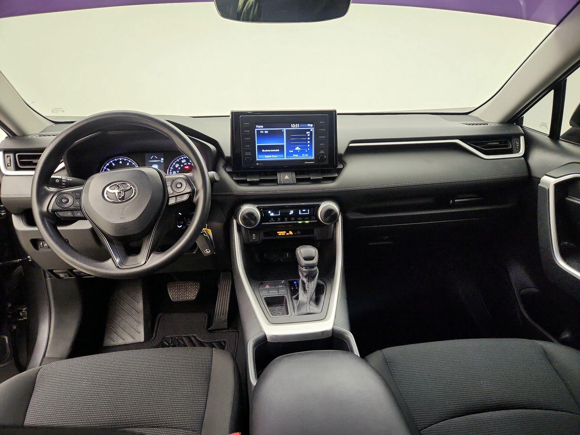 Thumbnail: 2022 Toyota RAV4 - 9