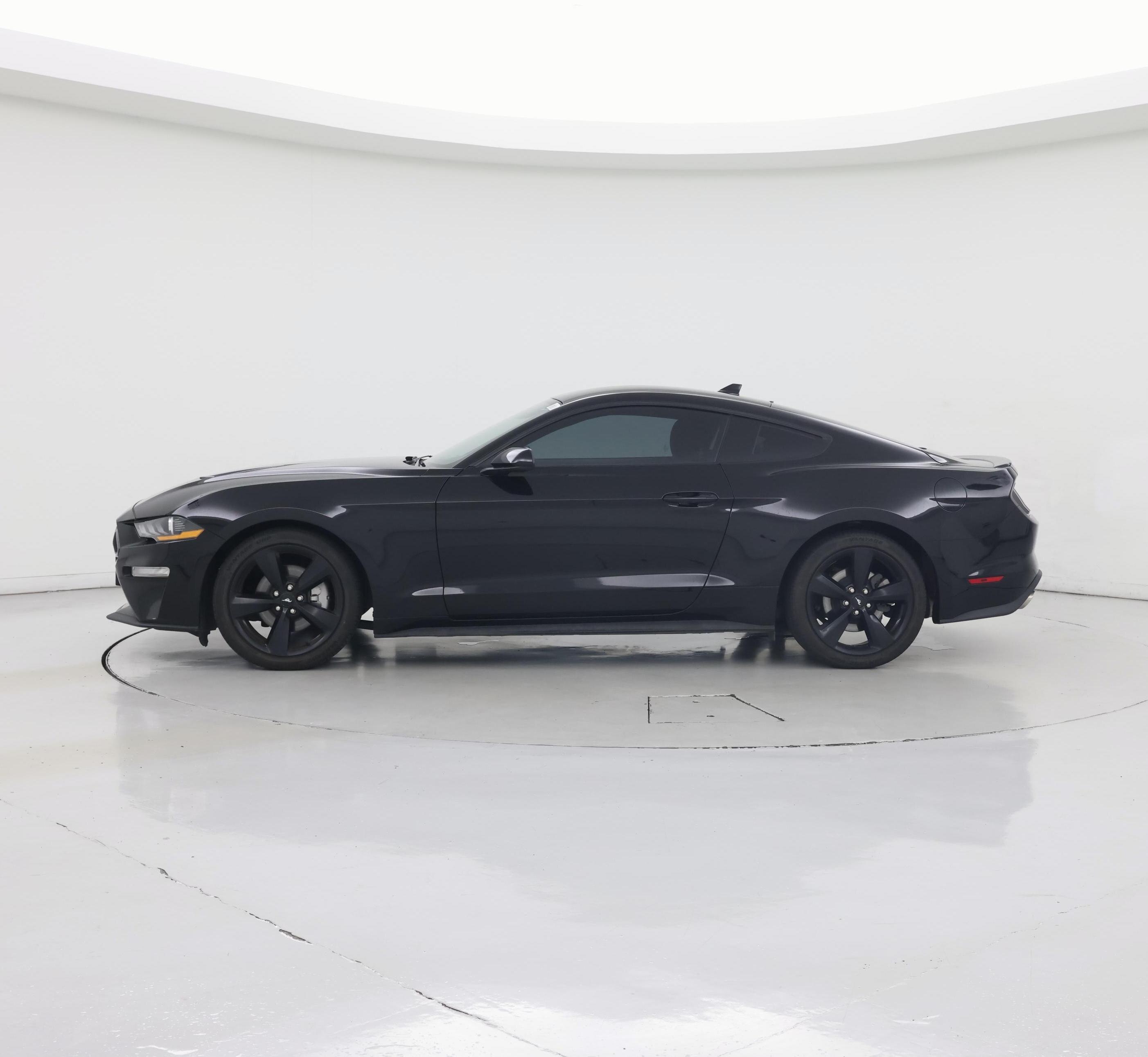 Thumbnail: 2022 Ford Mustang - 3