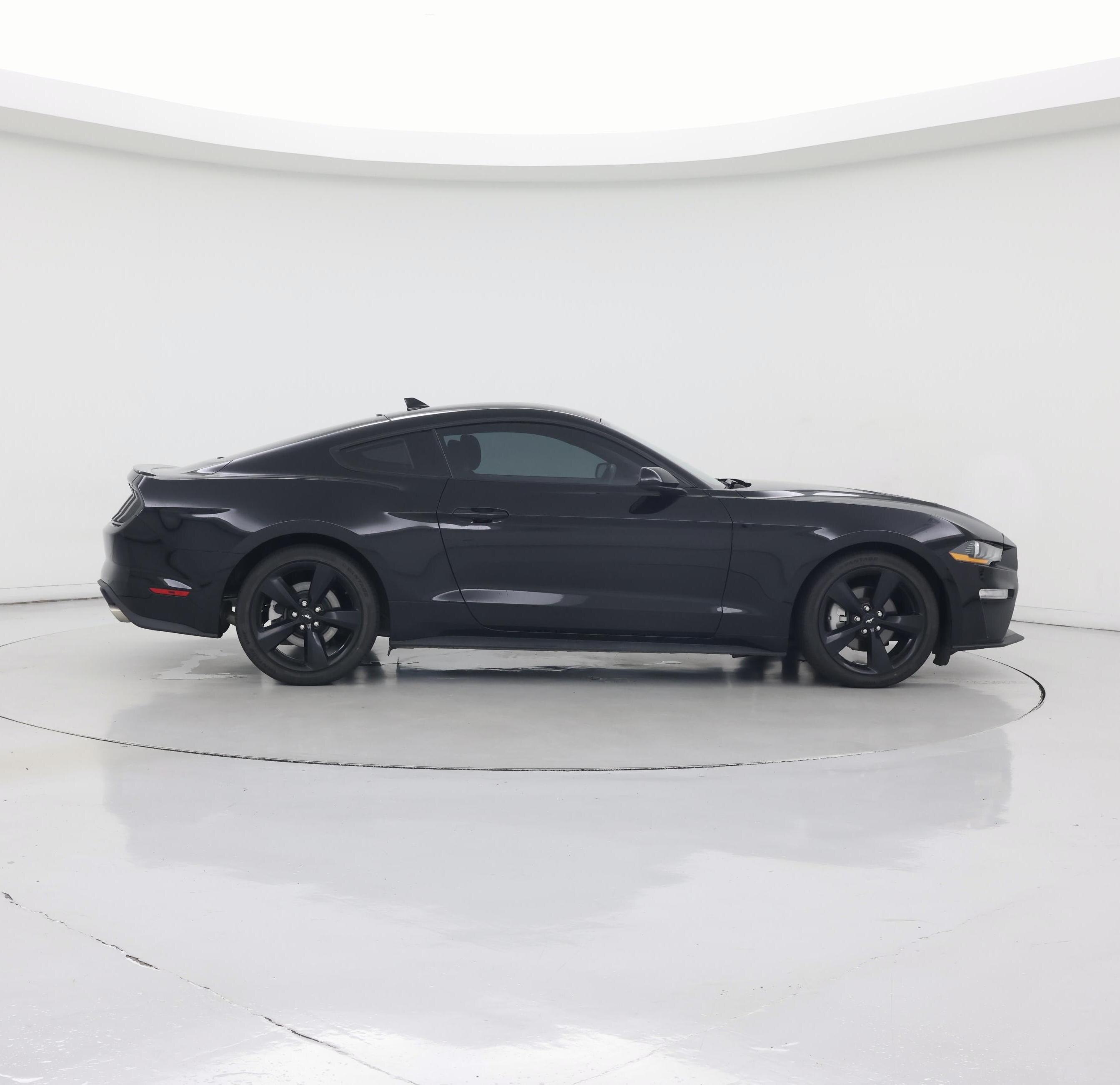 Thumbnail: 2022 Ford Mustang - 7