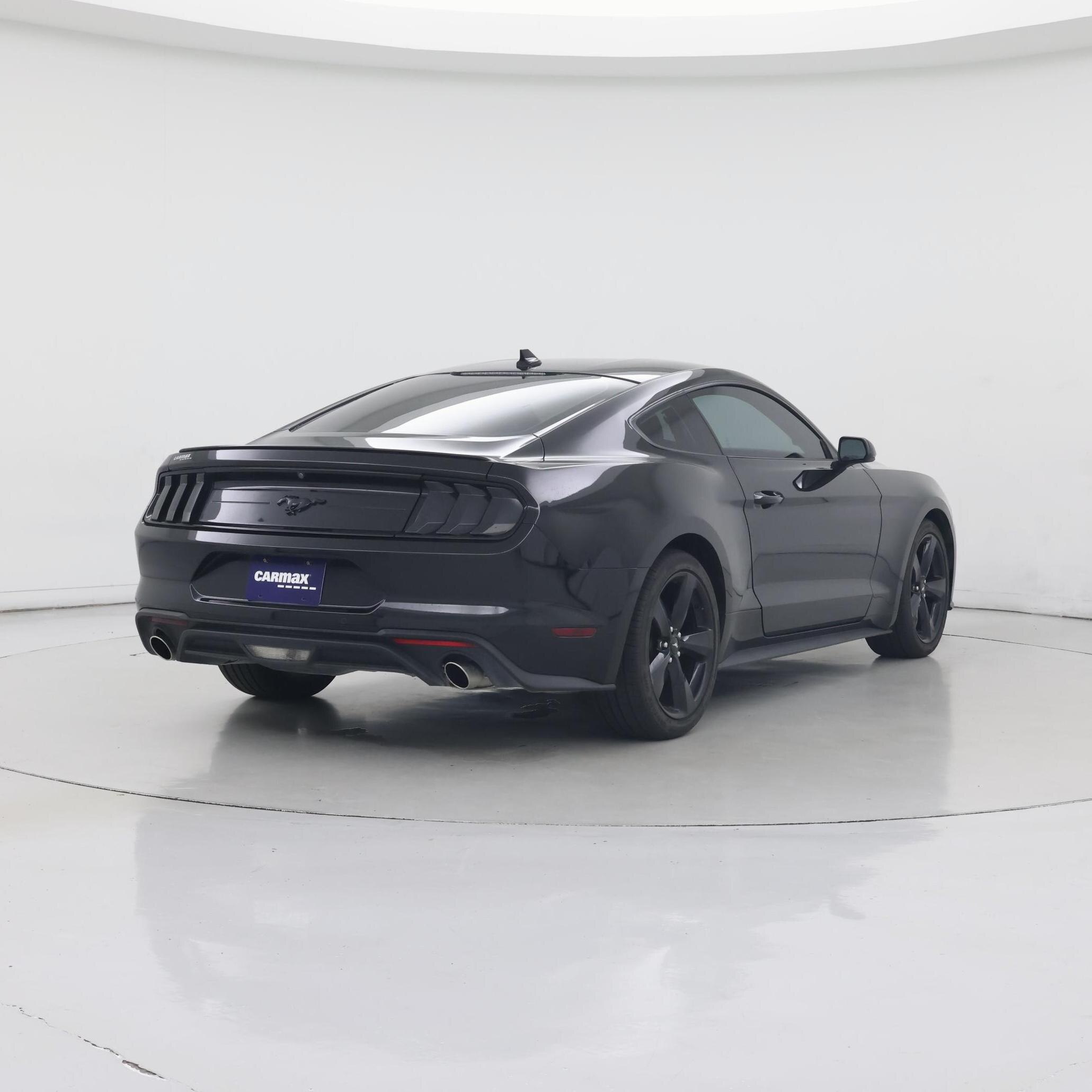 Thumbnail: 2022 Ford Mustang - 8