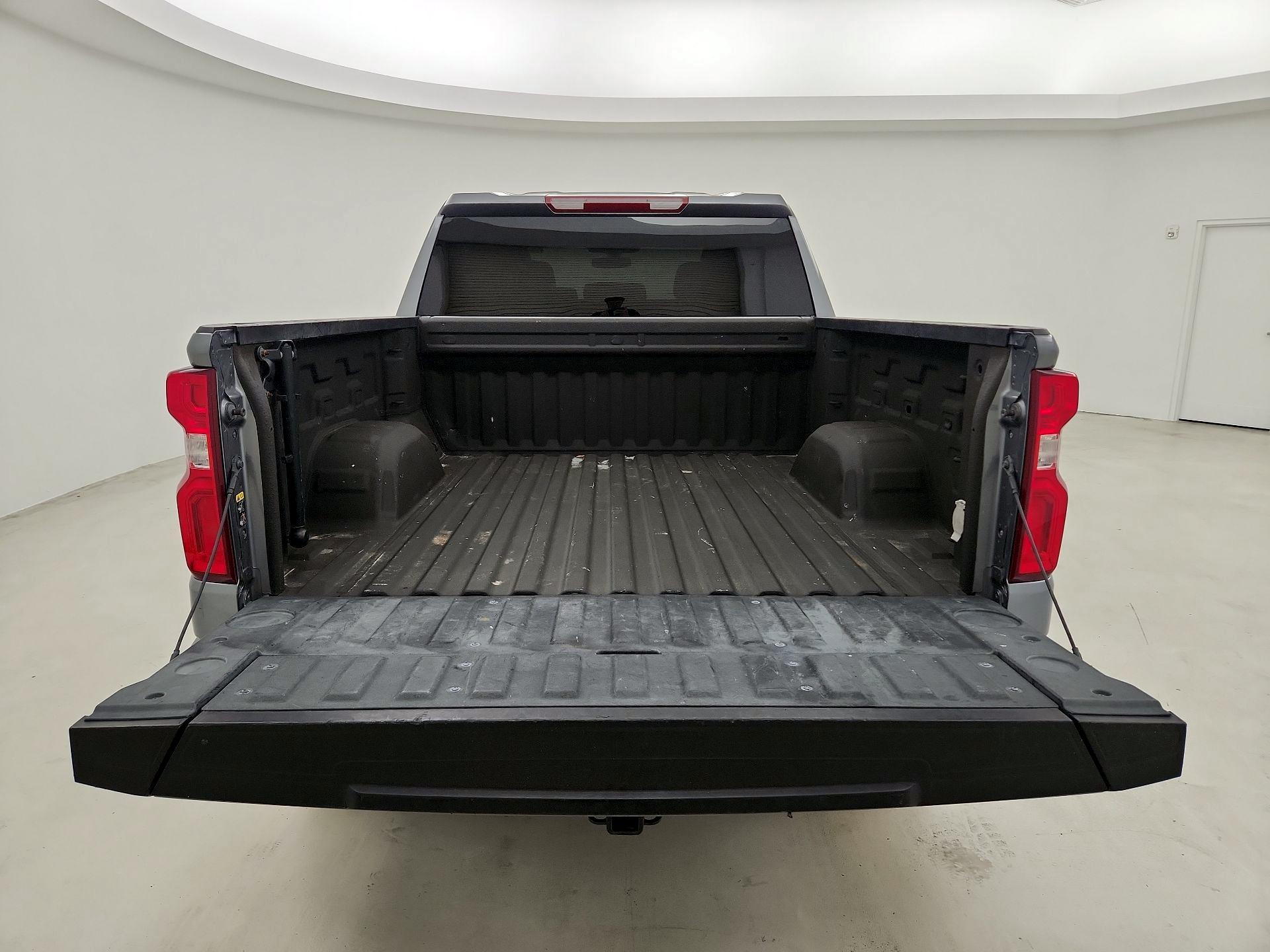 Thumbnail: 2021 Chevrolet Silverado 1500 - 14