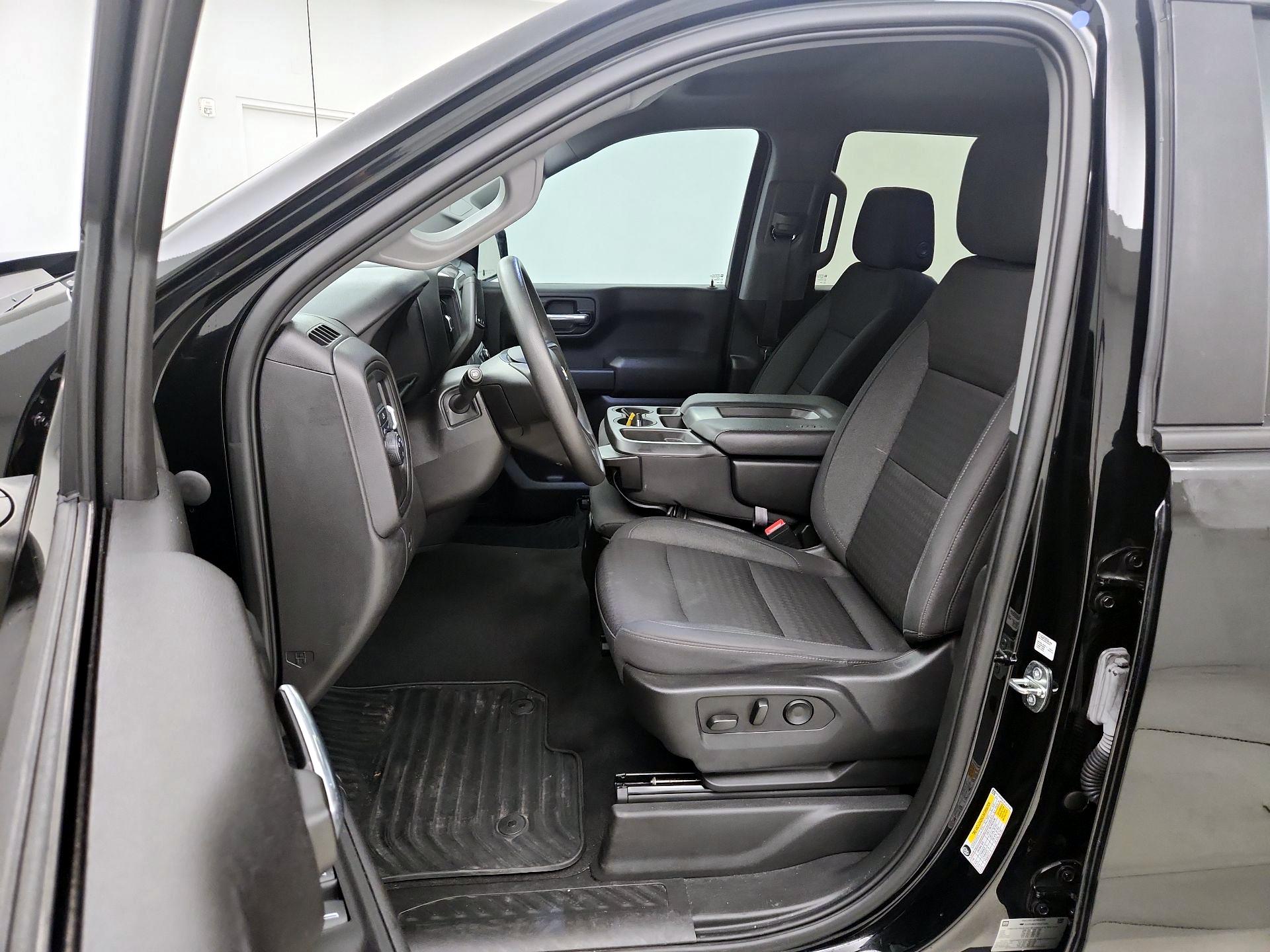 Thumbnail: 2023 Chevrolet Silverado 1500 - 11