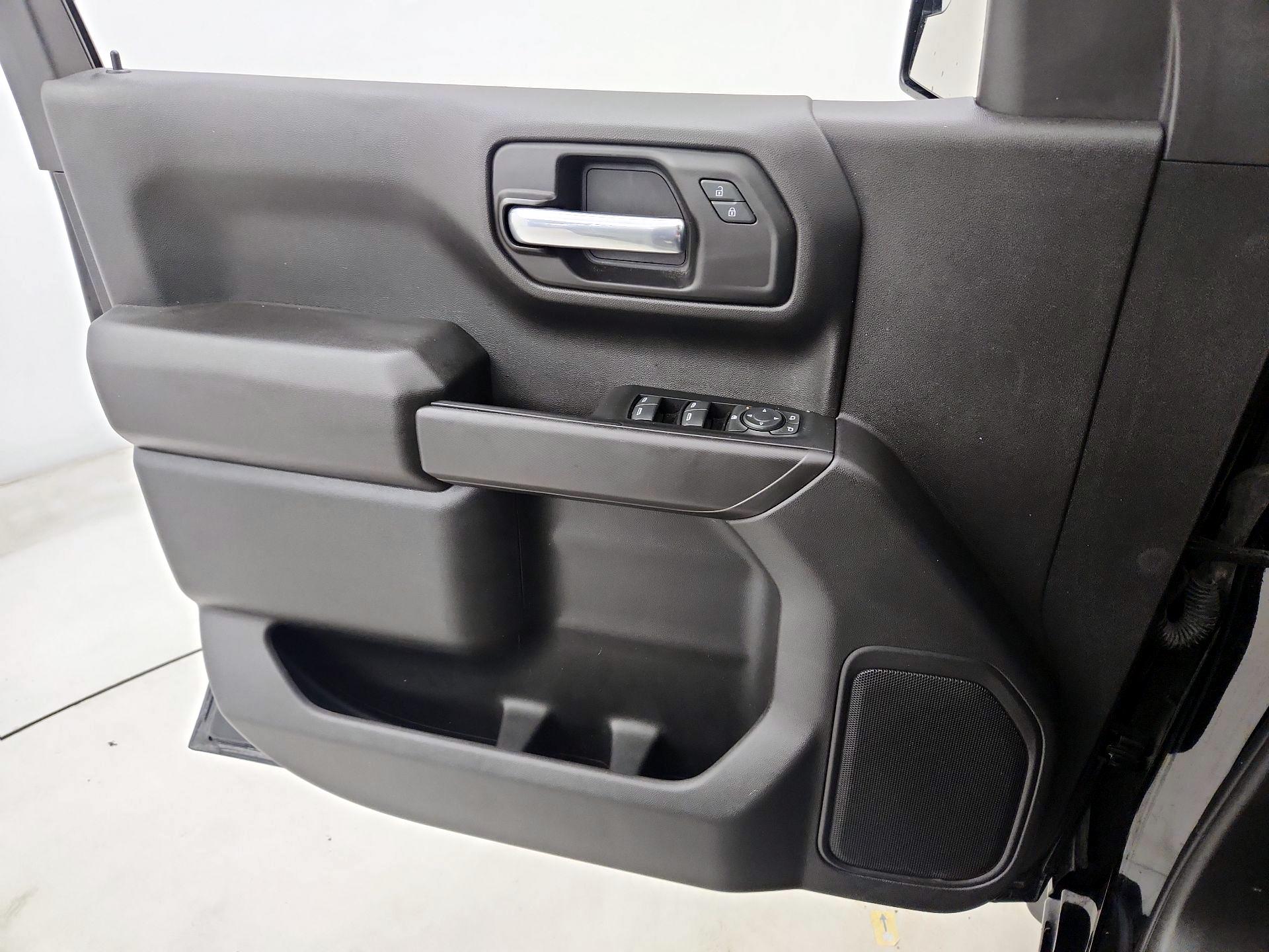 Thumbnail: 2023 Chevrolet Silverado 1500 - 12