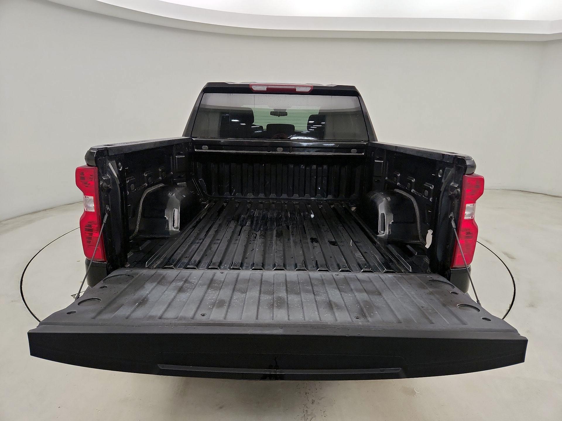 Thumbnail: 2023 Chevrolet Silverado 1500 - 16