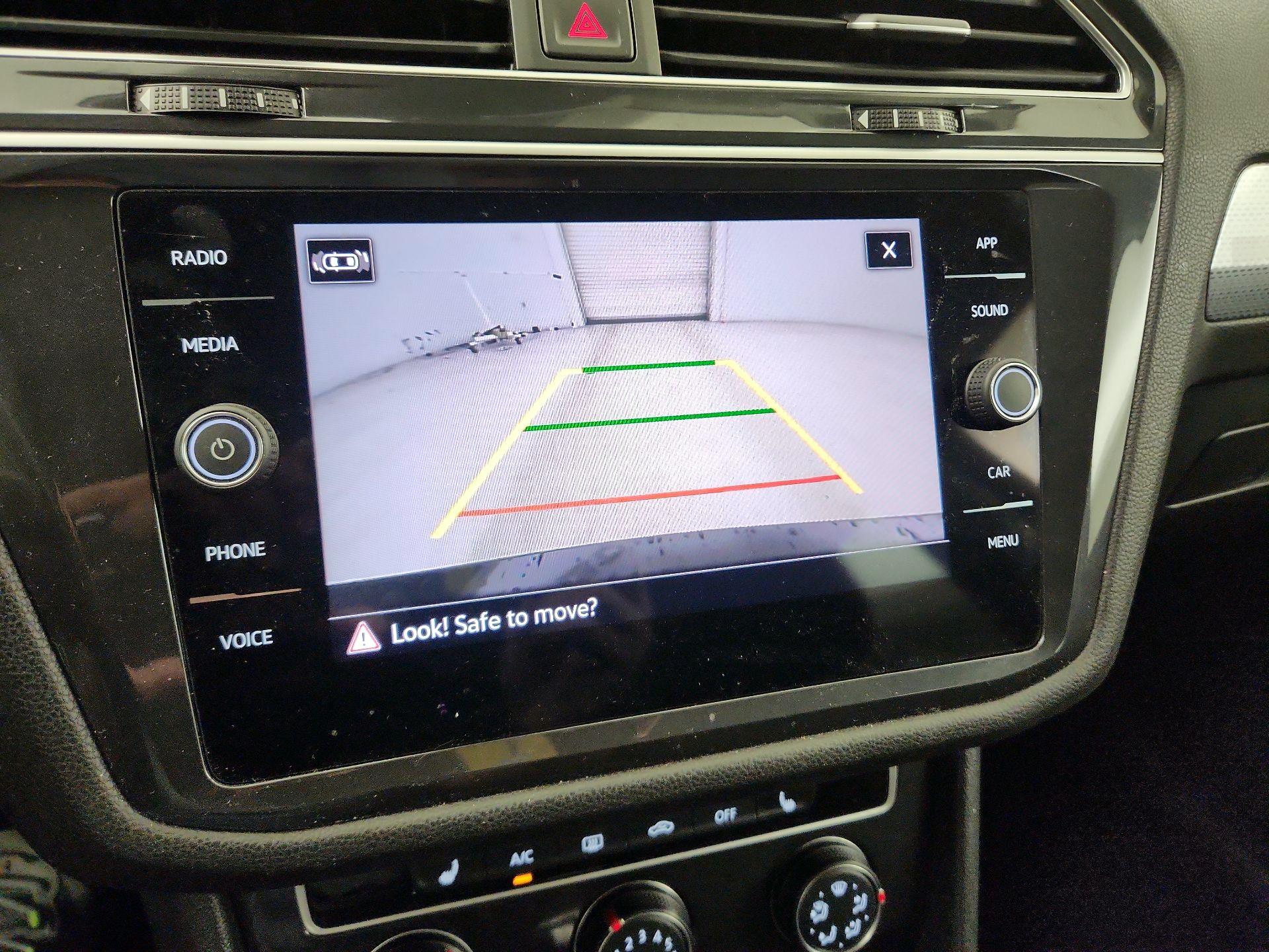 Thumbnail: 2024 Volkswagen Tiguan - 14