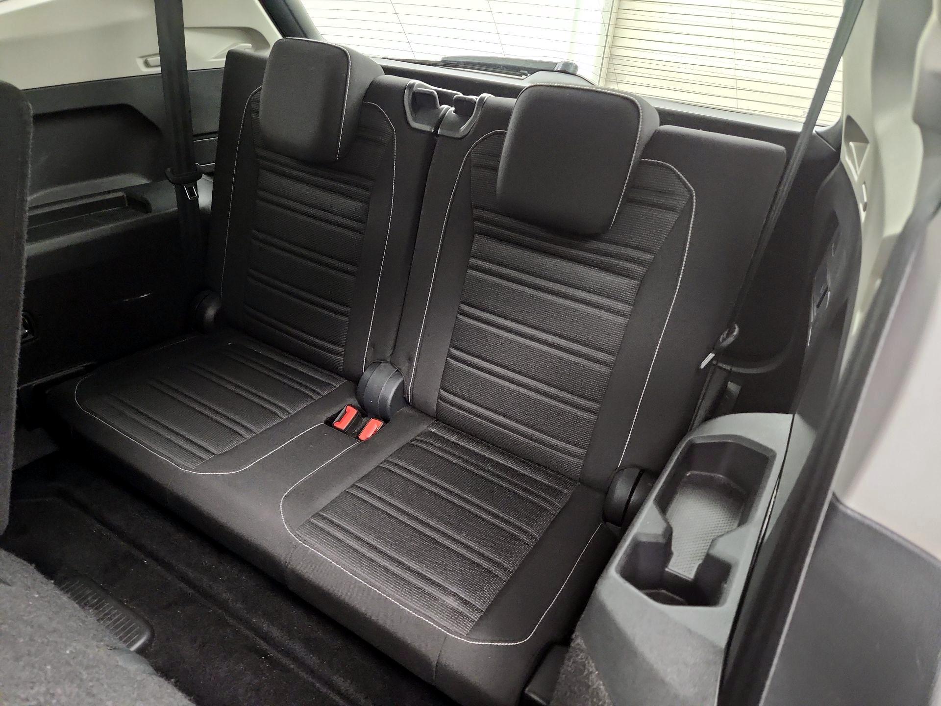 Thumbnail: 2024 Volkswagen Tiguan - 20