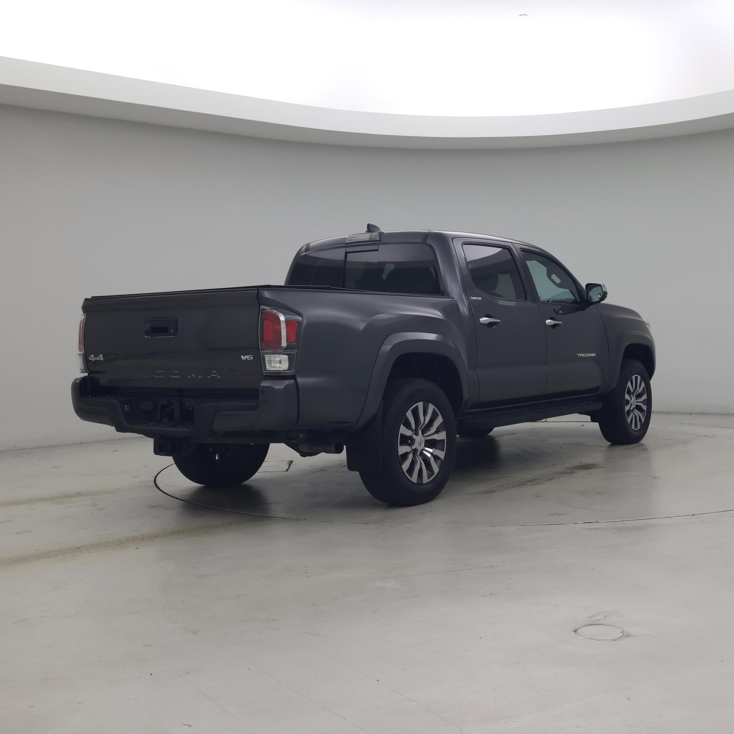 Thumbnail: 2022 Toyota Tacoma - 8