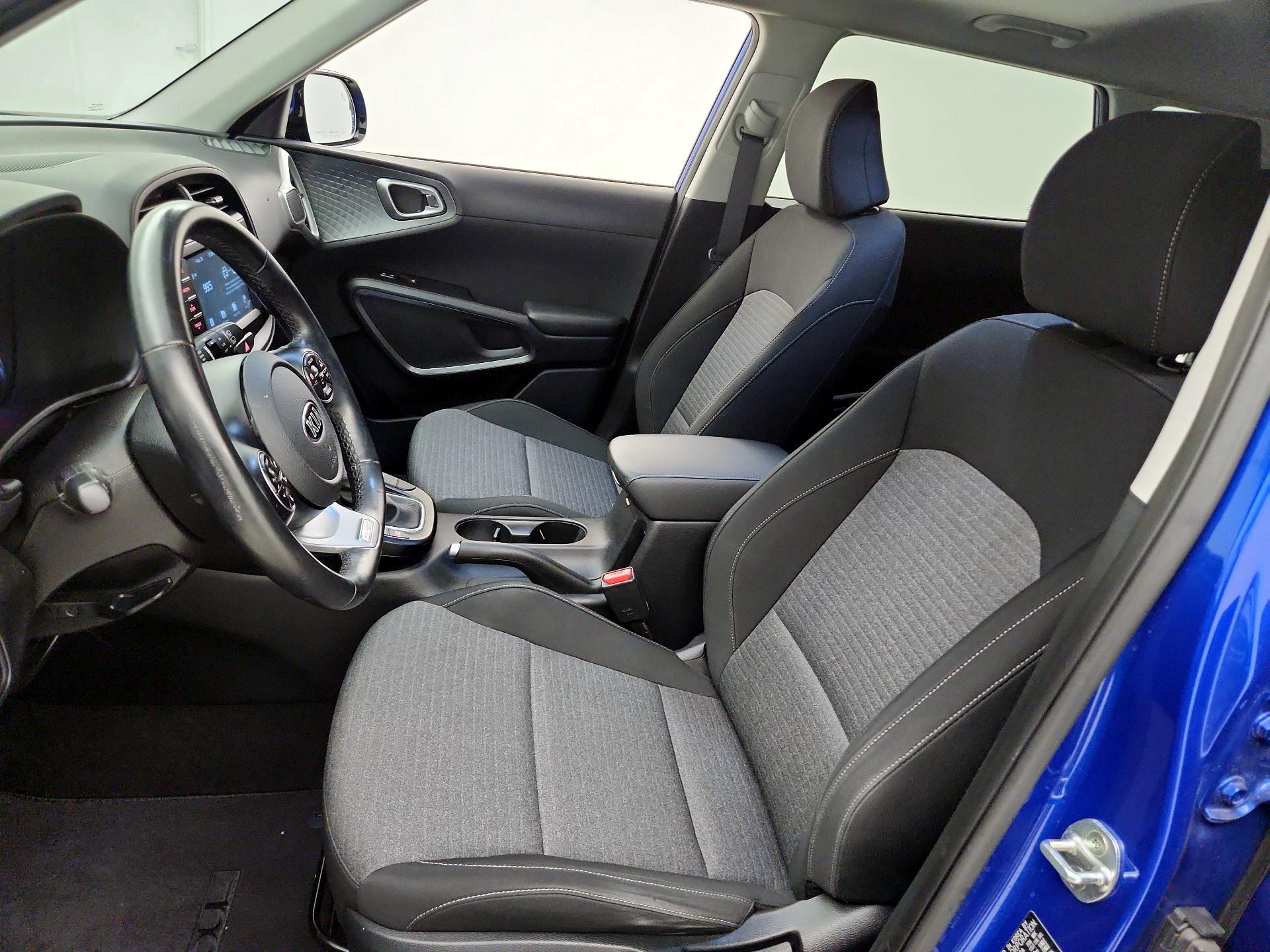 Thumbnail: 2020 Kia Soul - 11