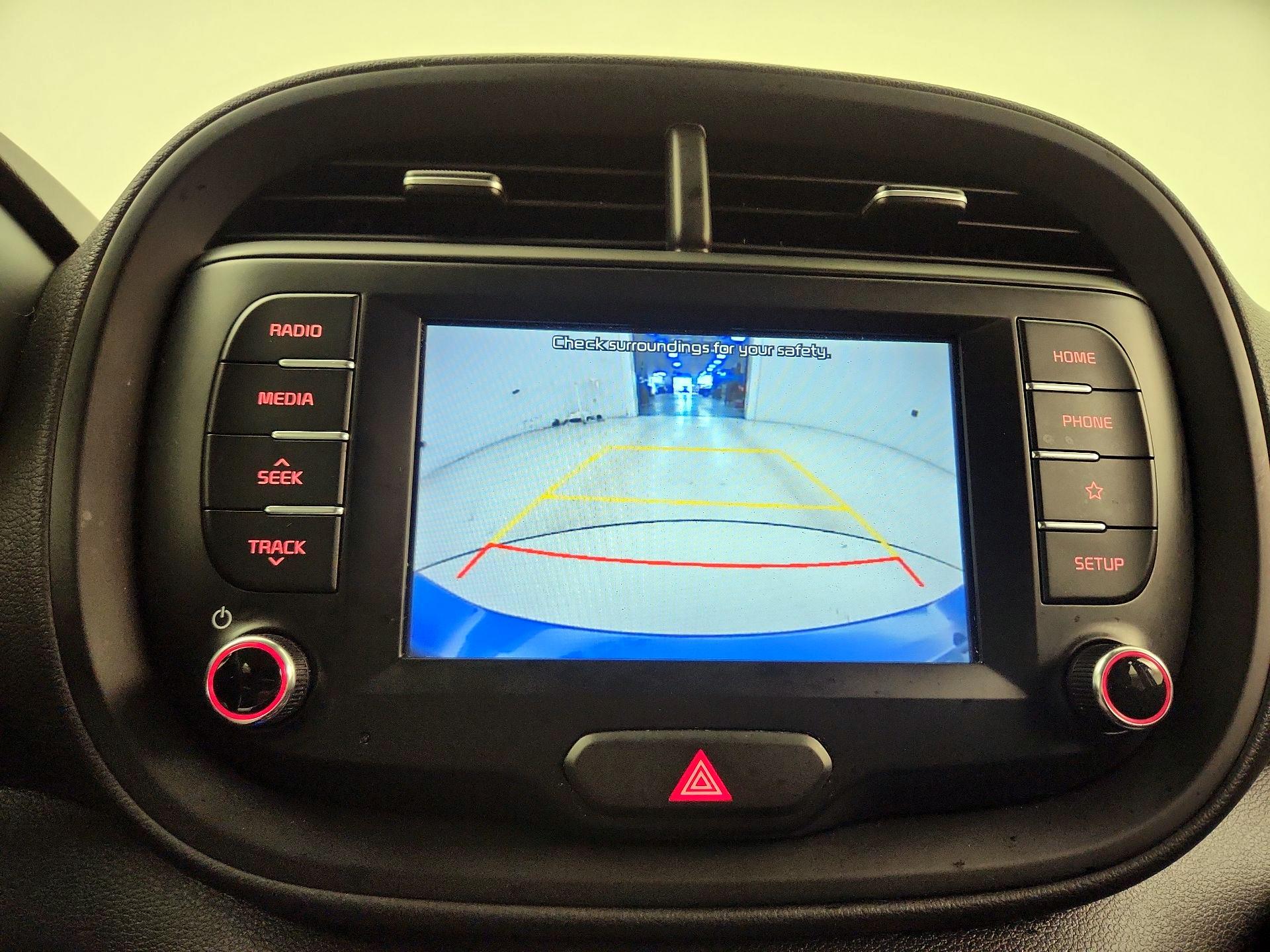 Thumbnail: 2020 Kia Soul - 14