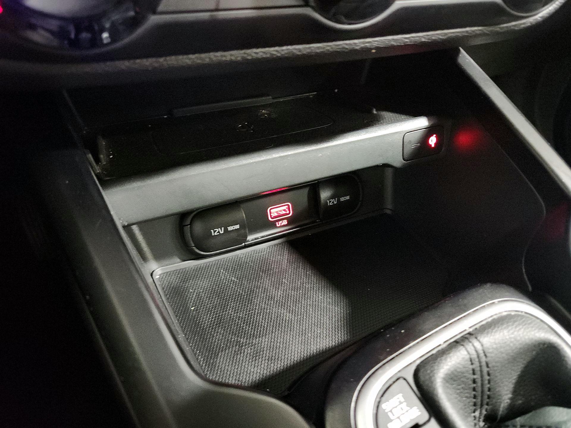 Thumbnail: 2020 Kia Soul - 18