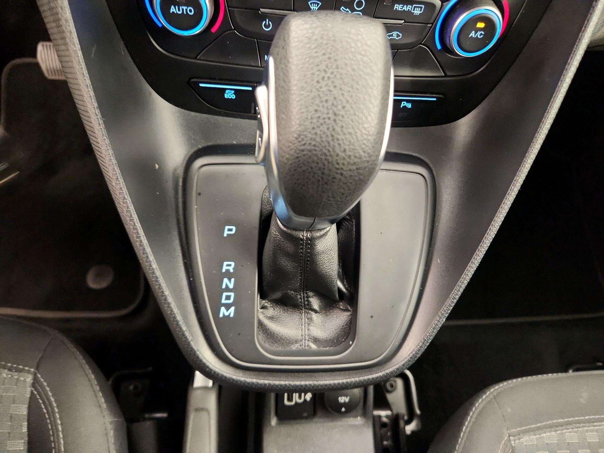 Thumbnail: 2023 Ford Transit Series - 18