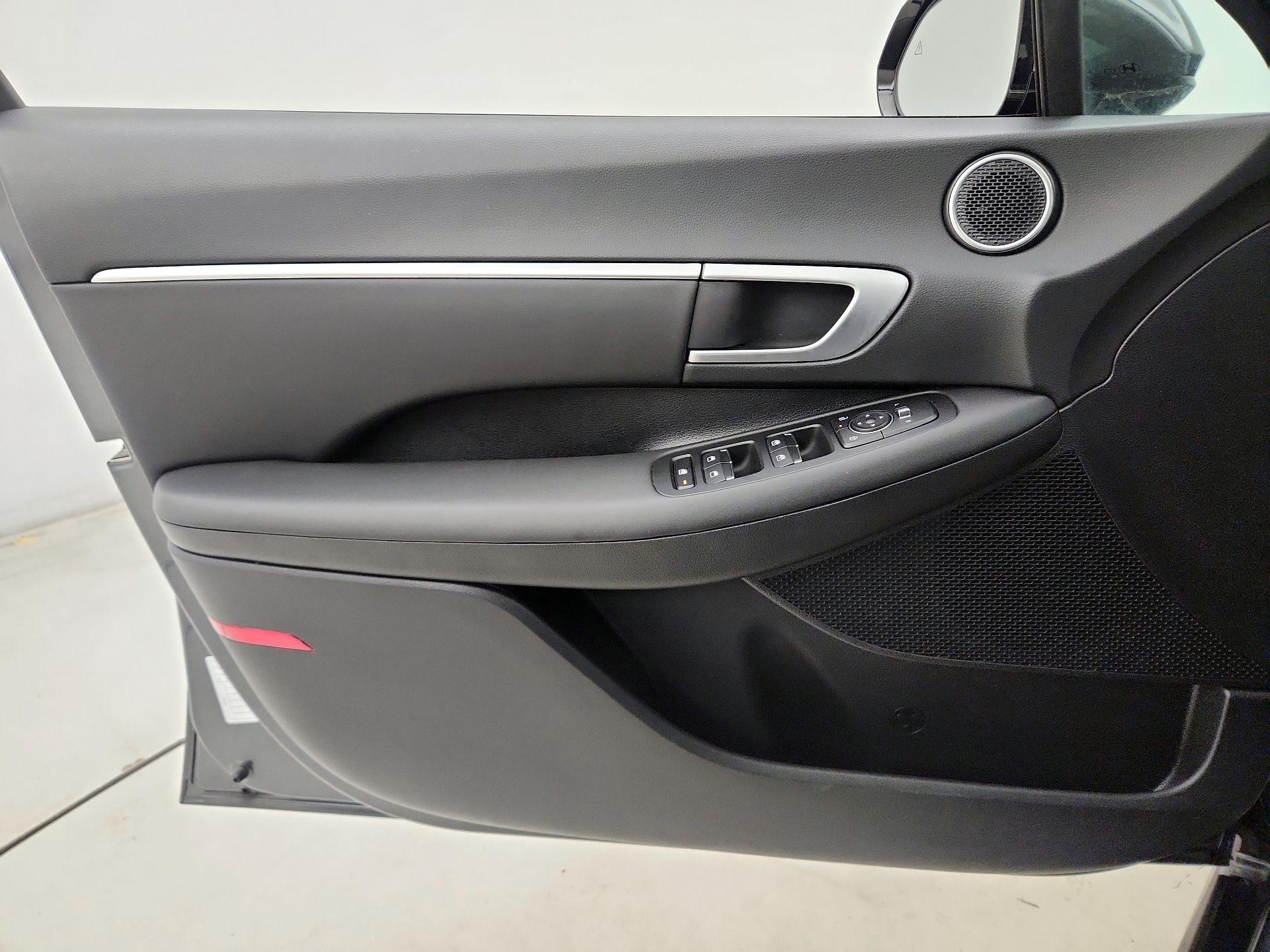 Thumbnail: 2025 Hyundai Sonata - 12