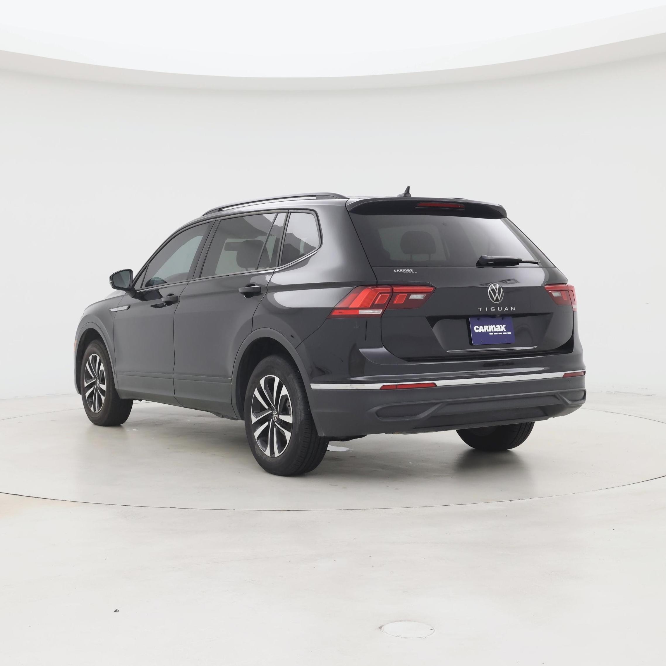 Thumbnail: 2022 Volkswagen Tiguan - 2