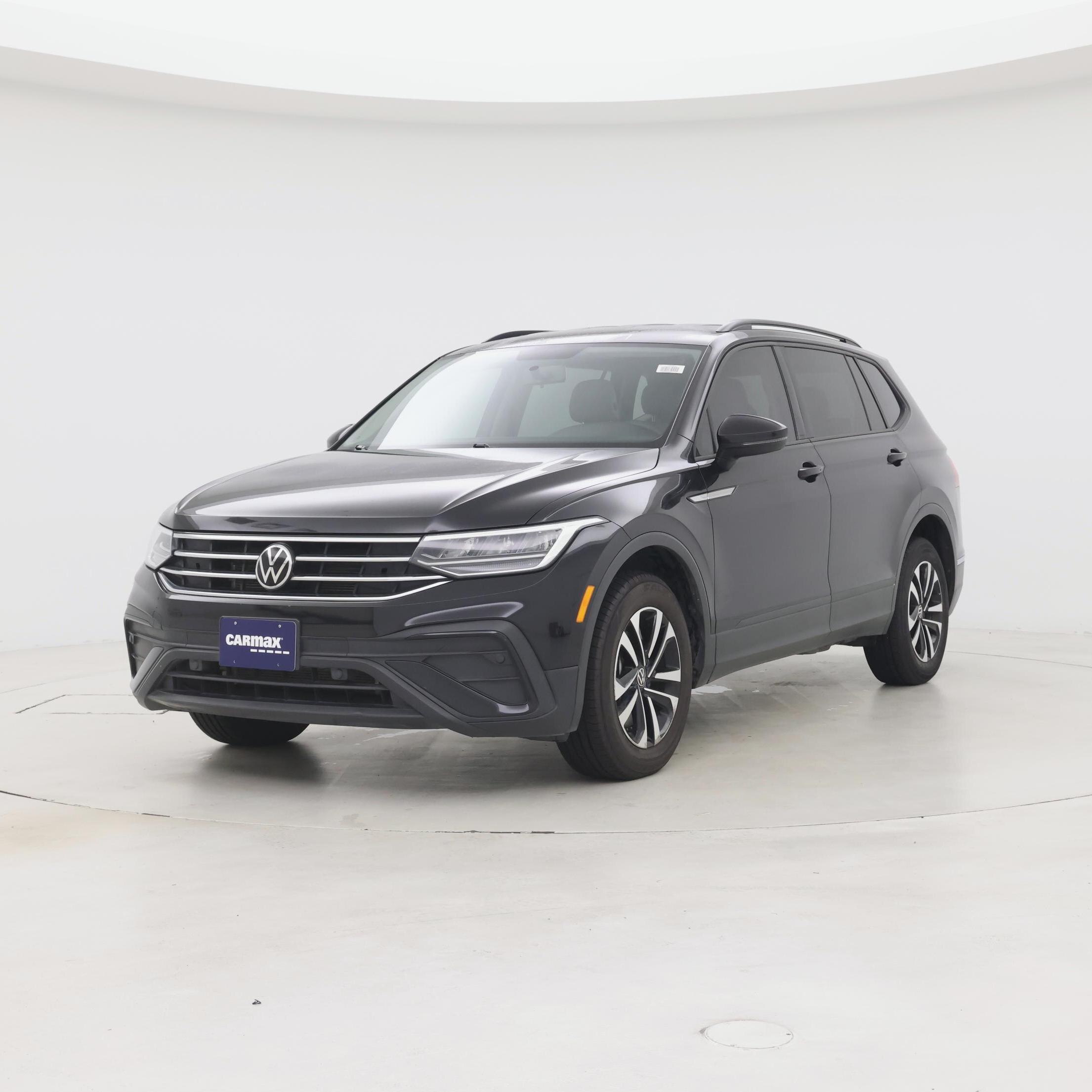 Thumbnail: 2022 Volkswagen Tiguan - 4