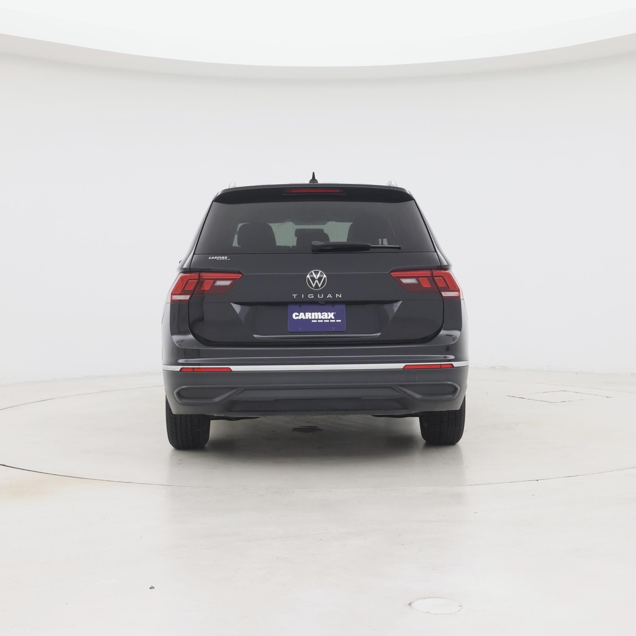 Thumbnail: 2022 Volkswagen Tiguan - 6