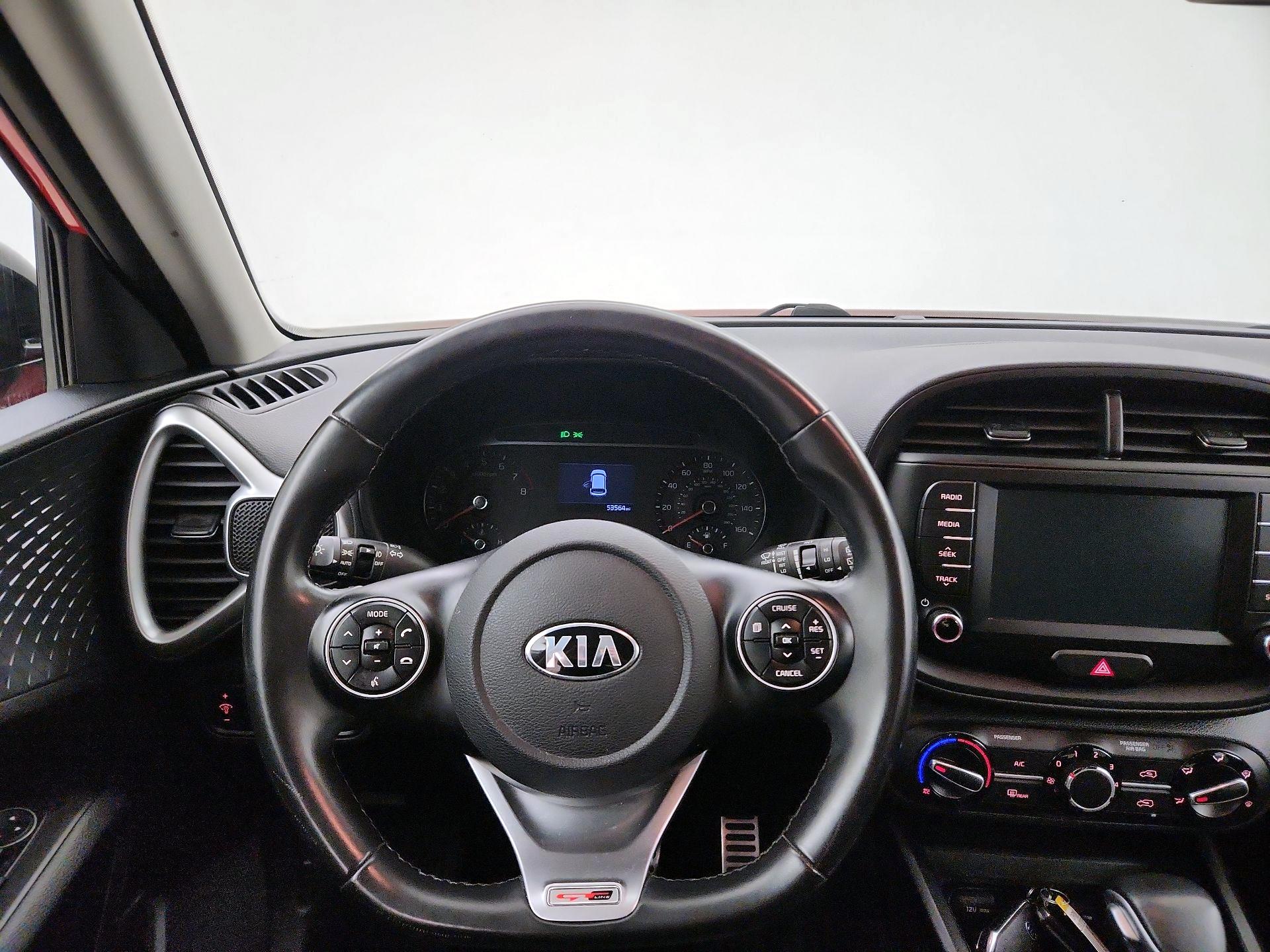 Thumbnail: 2020 Kia Soul - 10