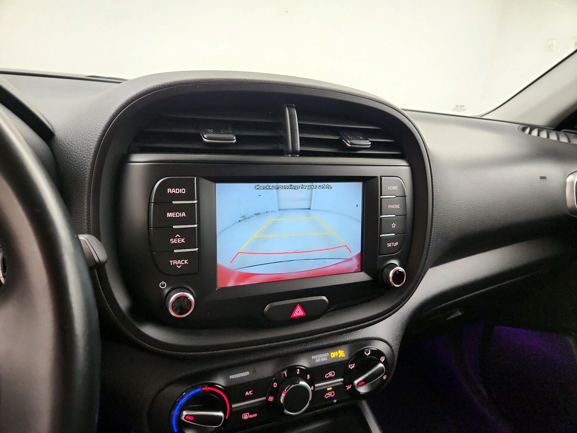 Thumbnail: 2020 Kia Soul - 14