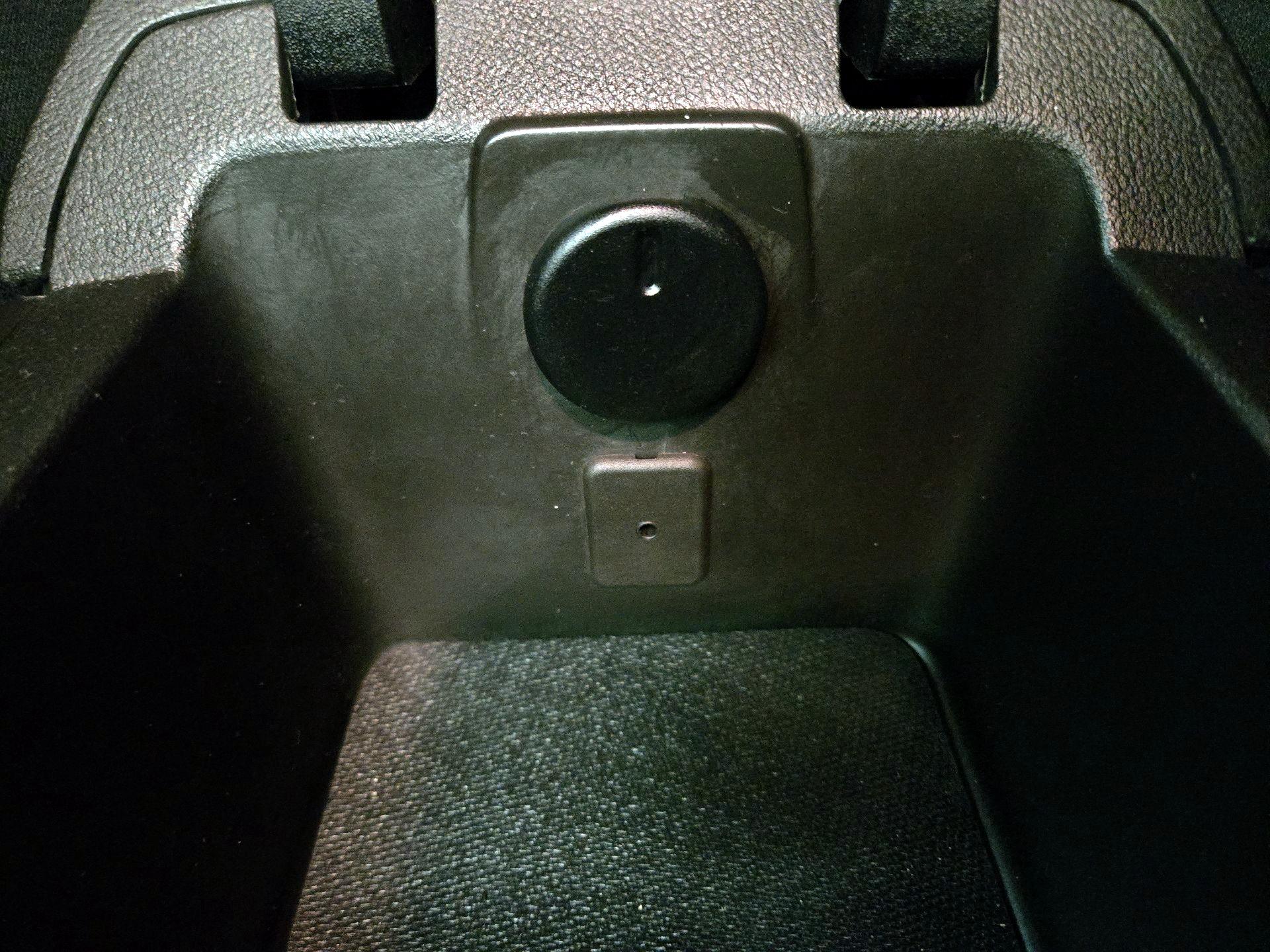 Thumbnail: 2015 Chevrolet Camaro - 17