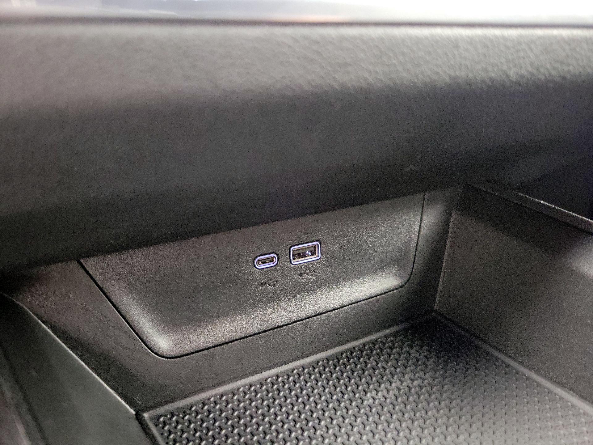 Thumbnail: 2025 Chevrolet Equinox - 18