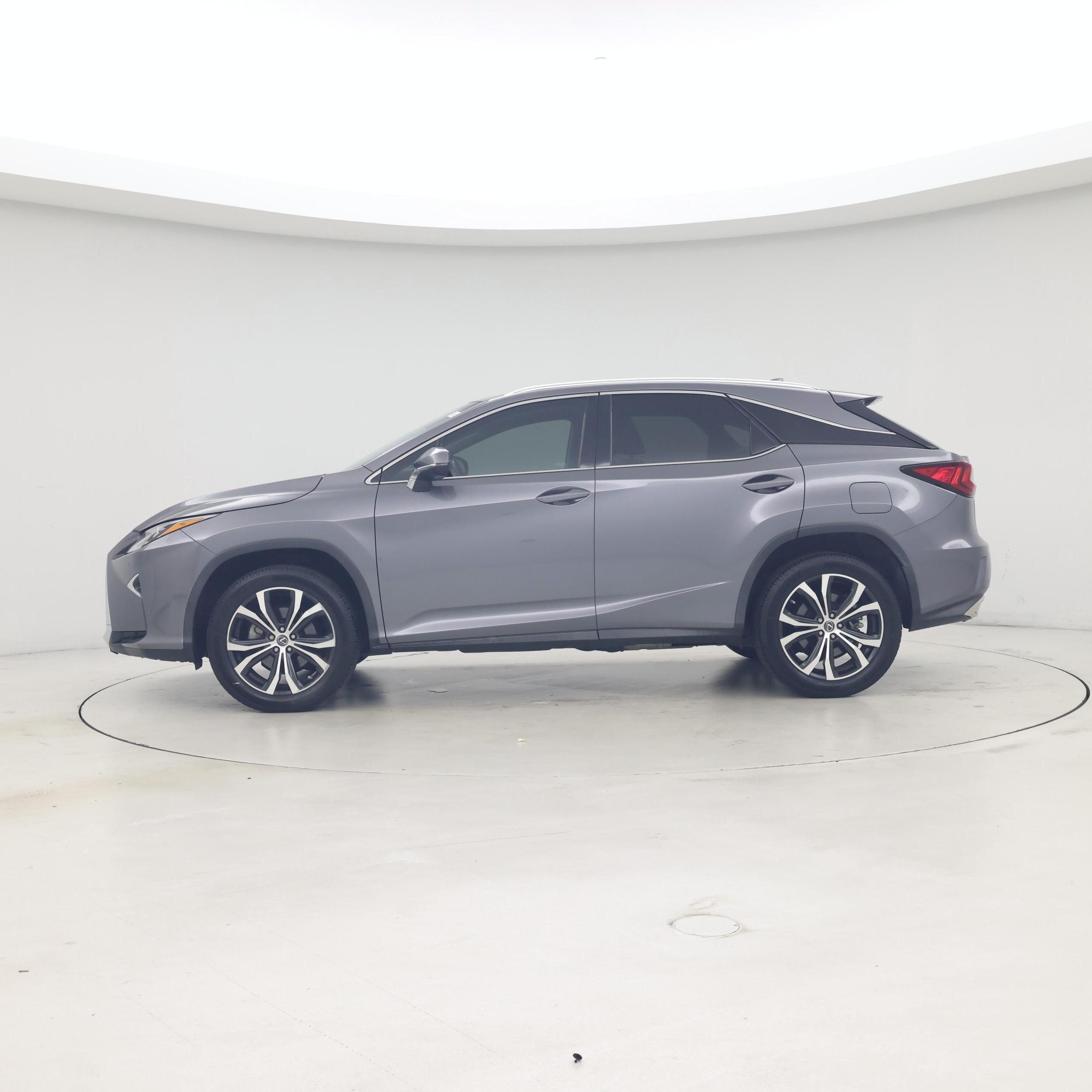 Thumbnail: 2018 Lexus RX - 3