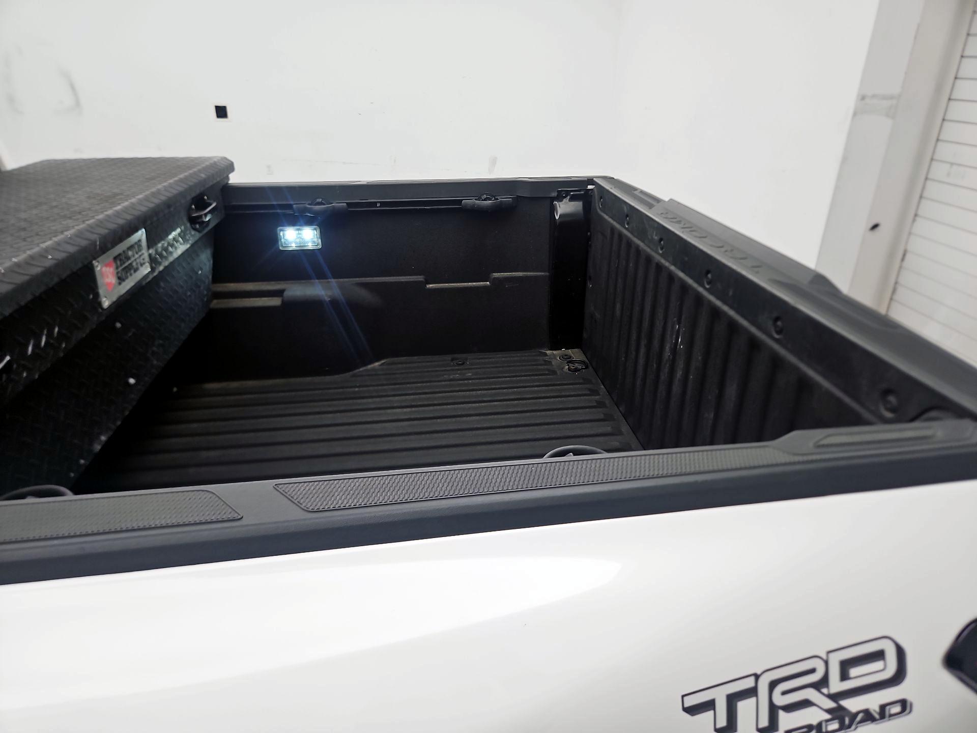 Thumbnail: 2024 Toyota Tacoma - 19