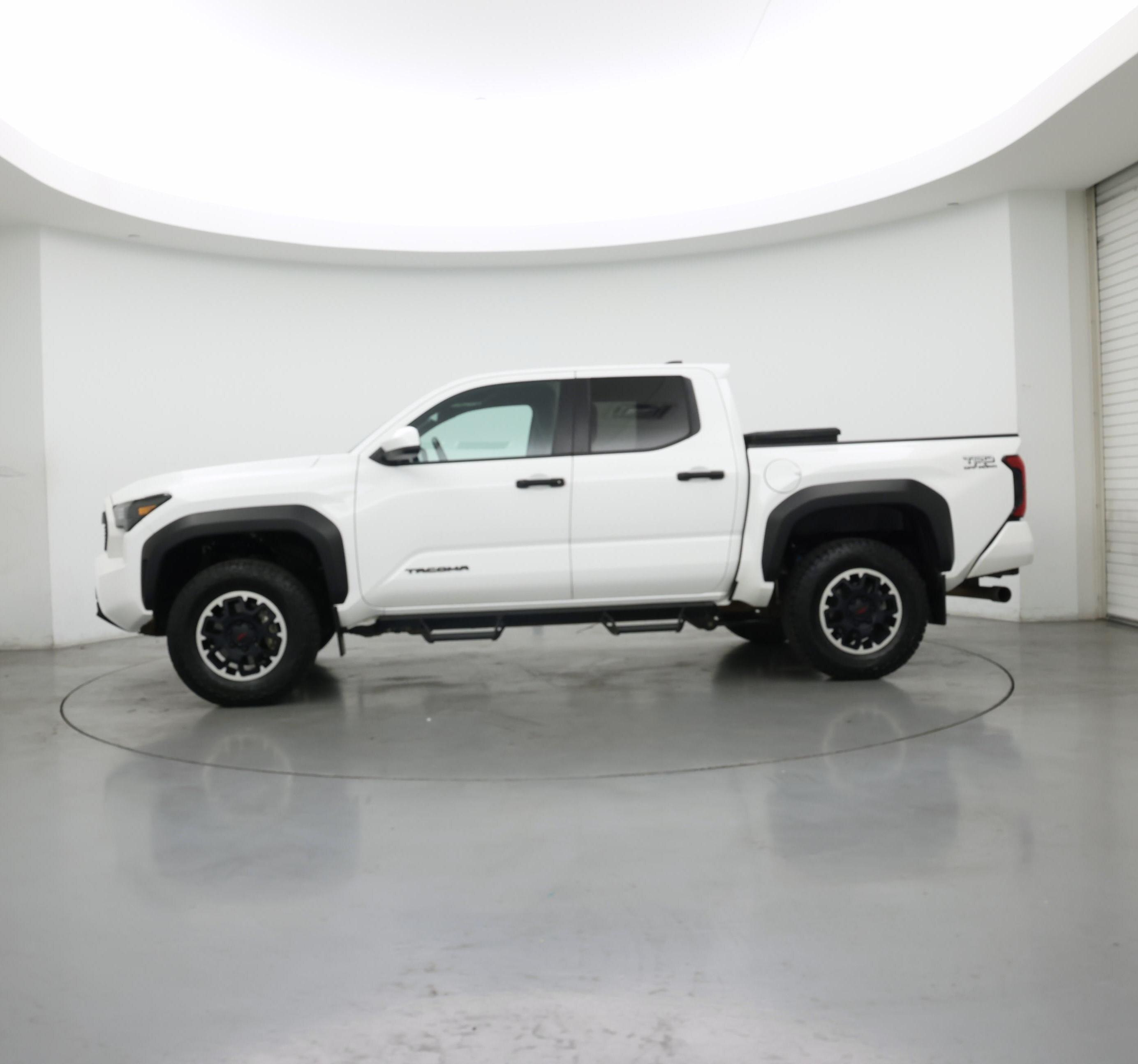 Thumbnail: 2024 Toyota Tacoma - 3