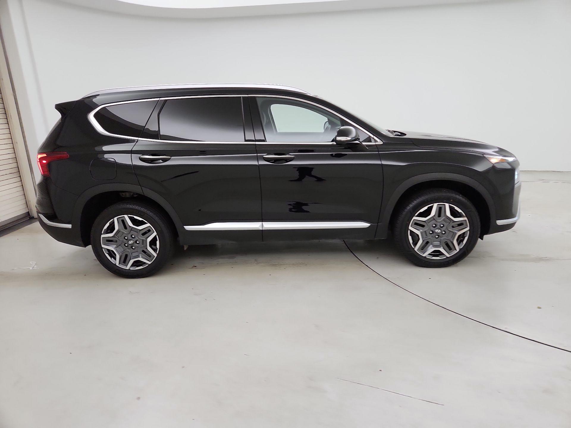 Thumbnail: 2023 Hyundai Santa Fe - 4