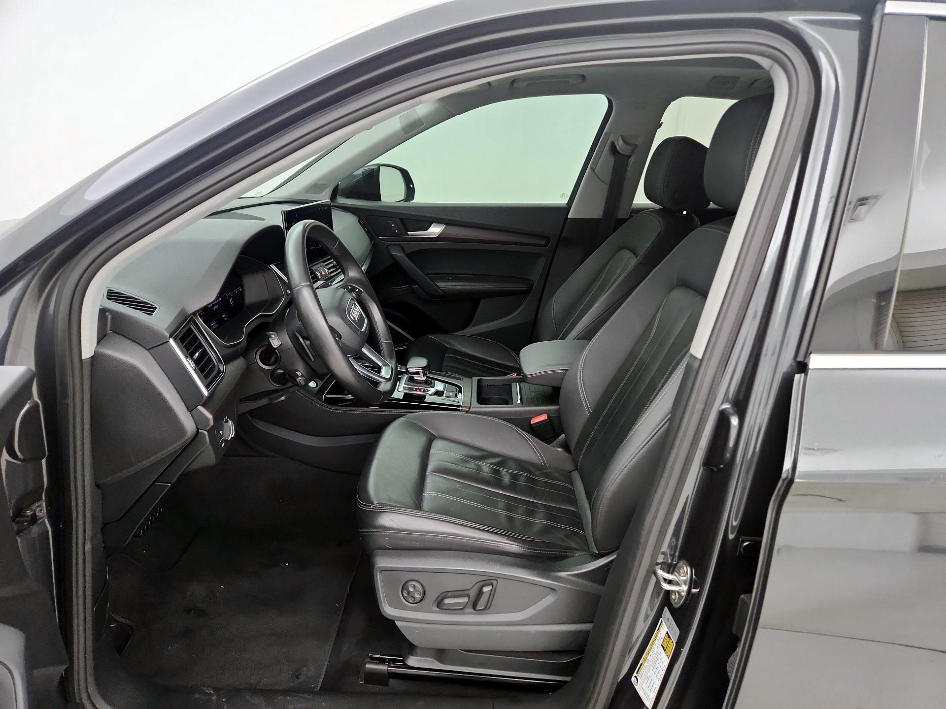 Thumbnail: 2021 Audi Q5 - 11