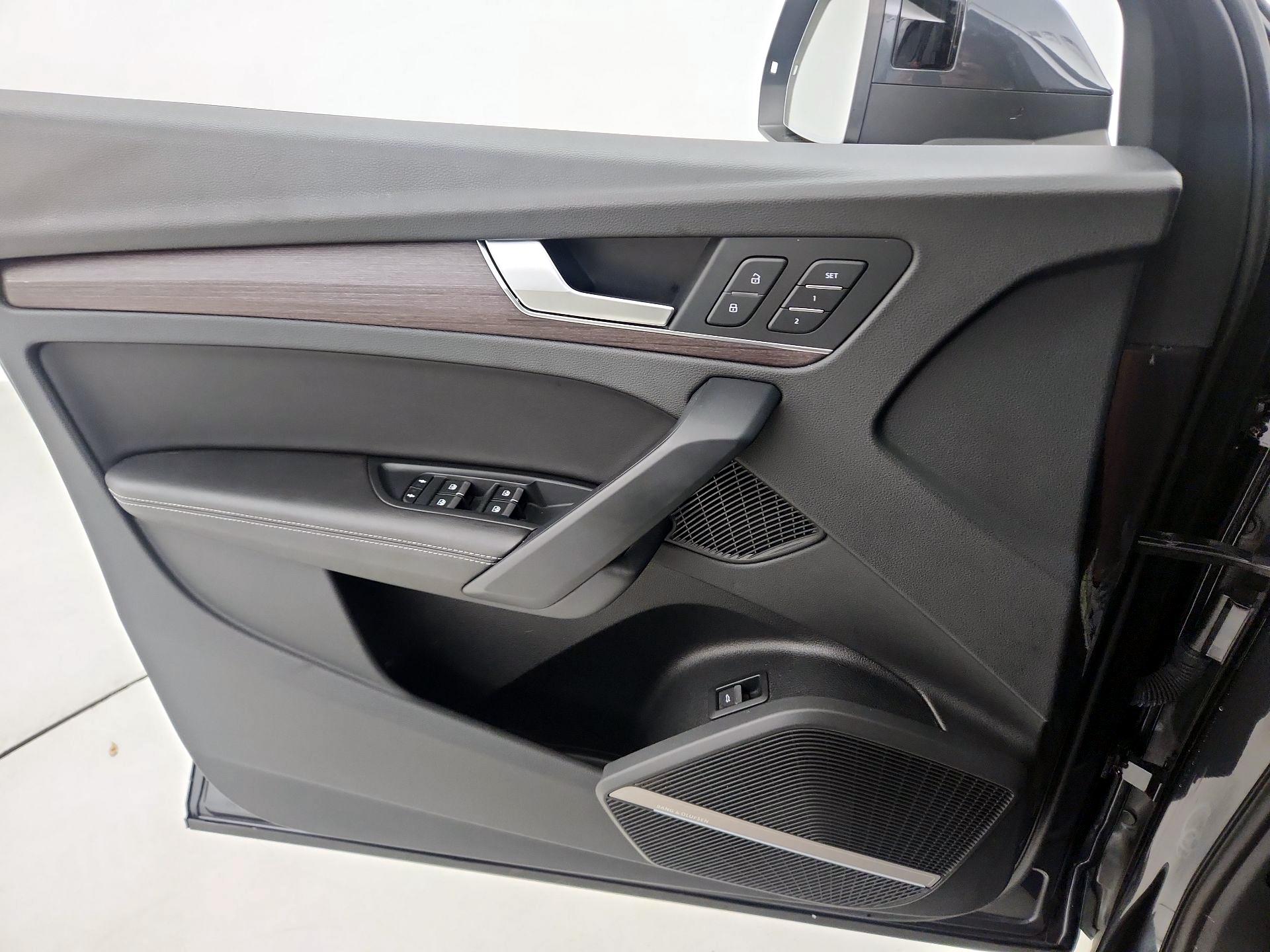 Thumbnail: 2021 Audi Q5 - 12